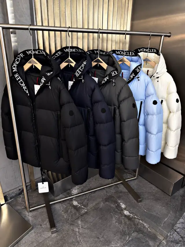 @Lucca Clothing®