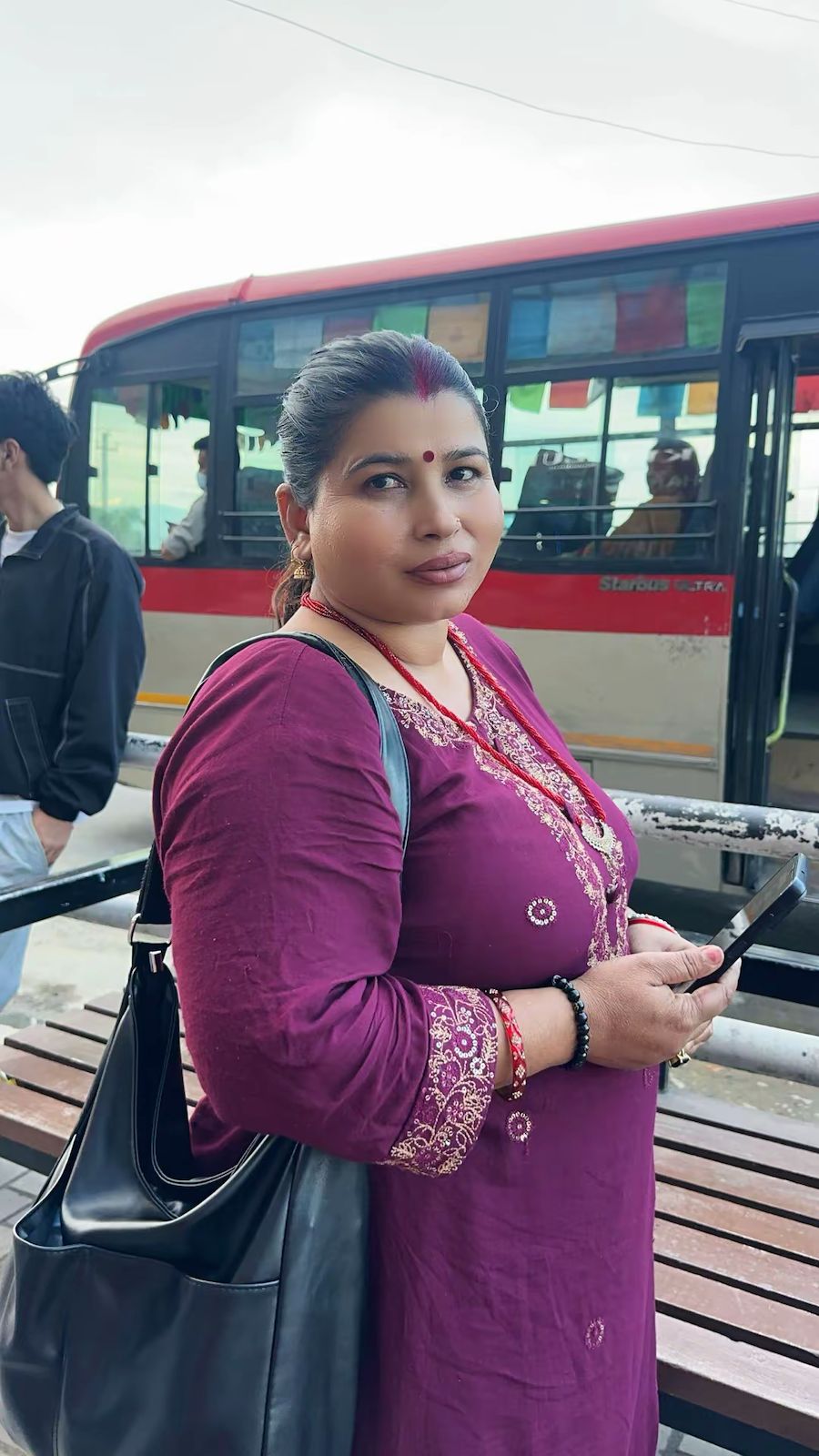 @Reesika Ratna Reesik