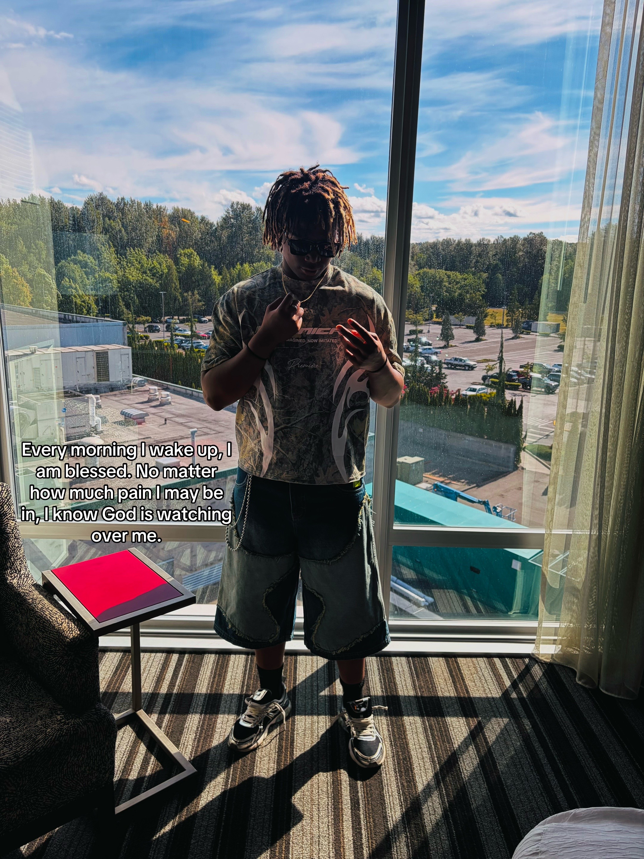 @𝗠𝟰