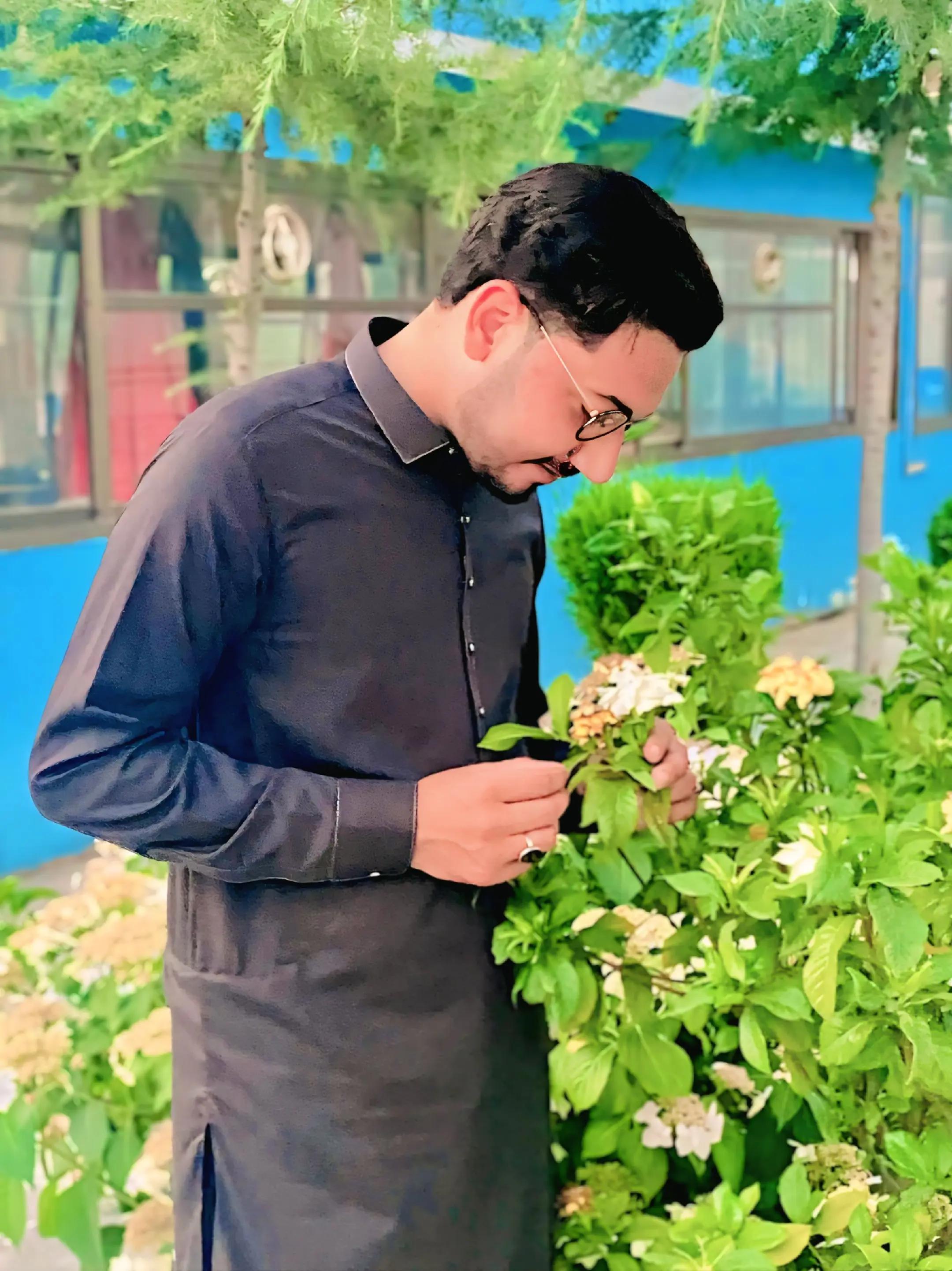 @Dr. ℝ𝕚𝕫𝕨𝕒𝕟💫