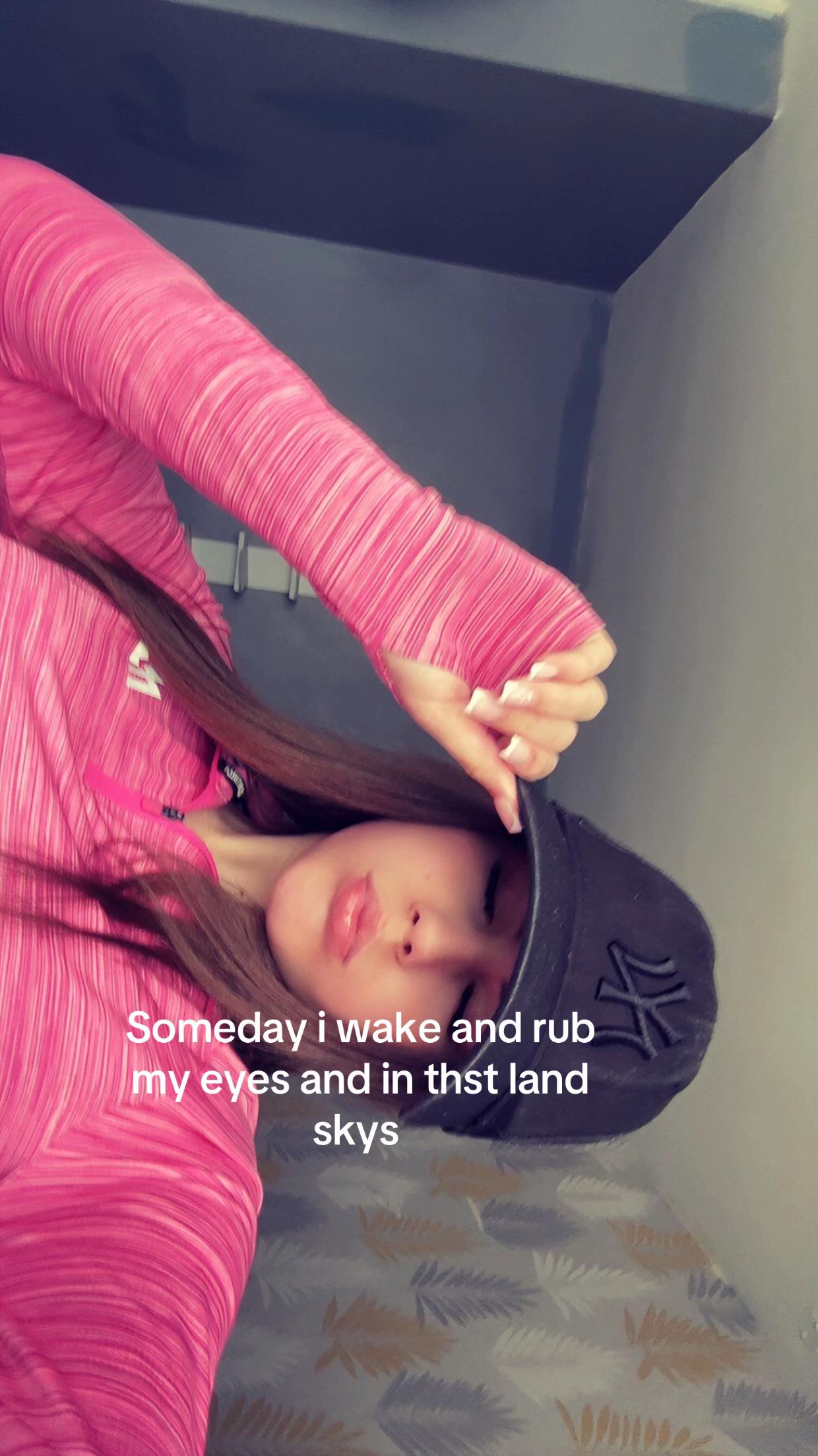 @lils🤍🦢xx