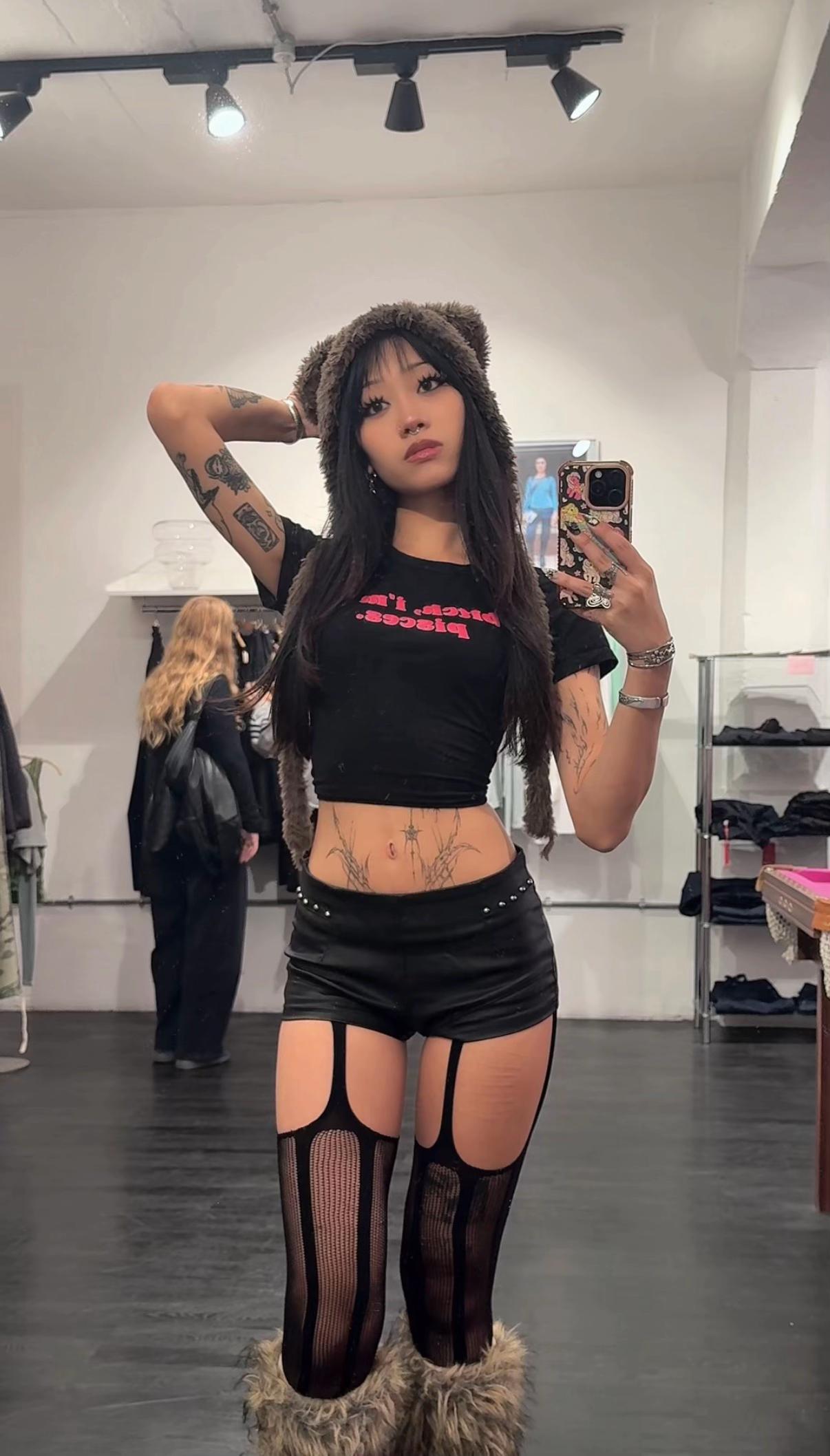 @Nik Raisa