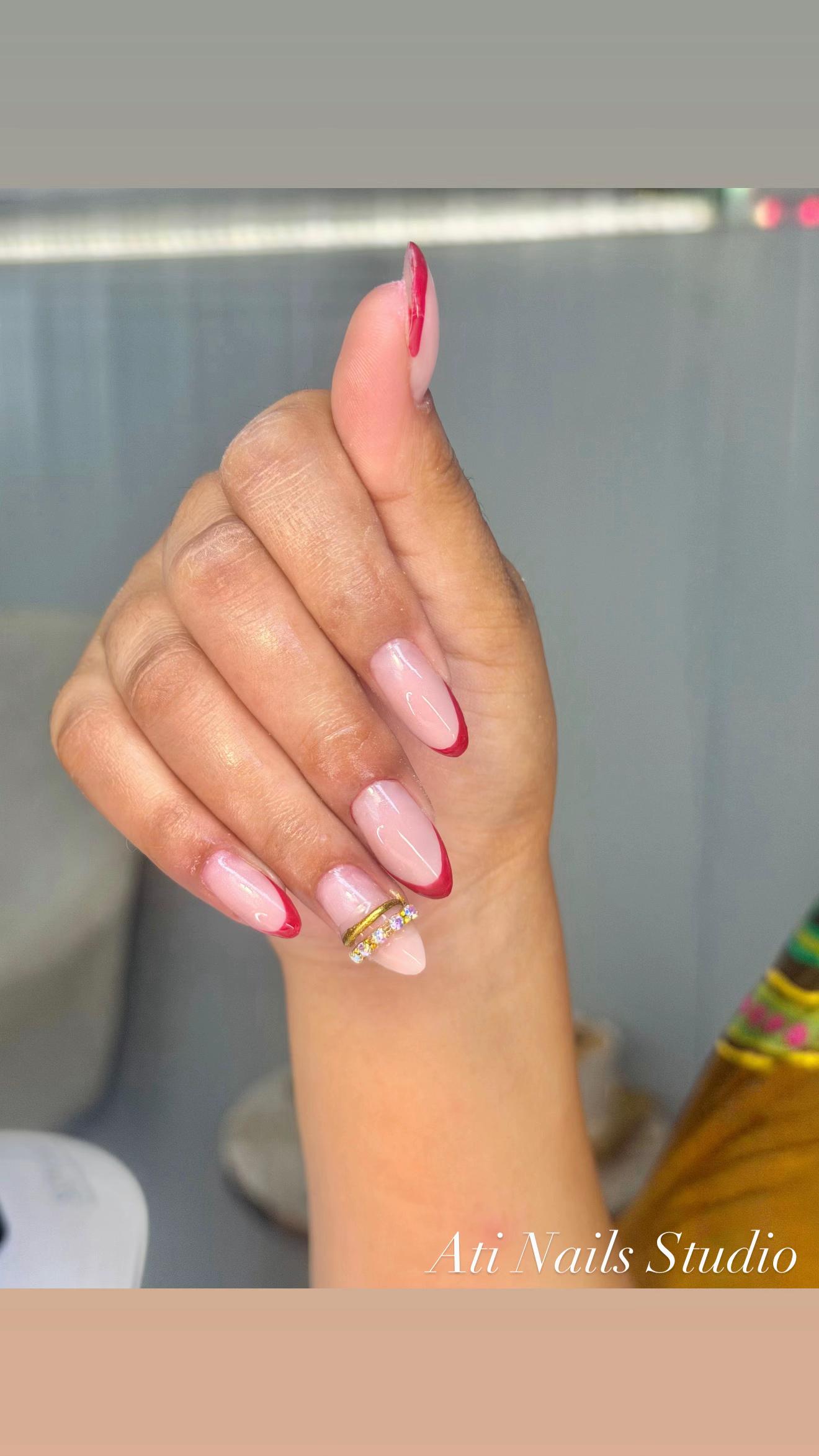 @Ati Nails Studio