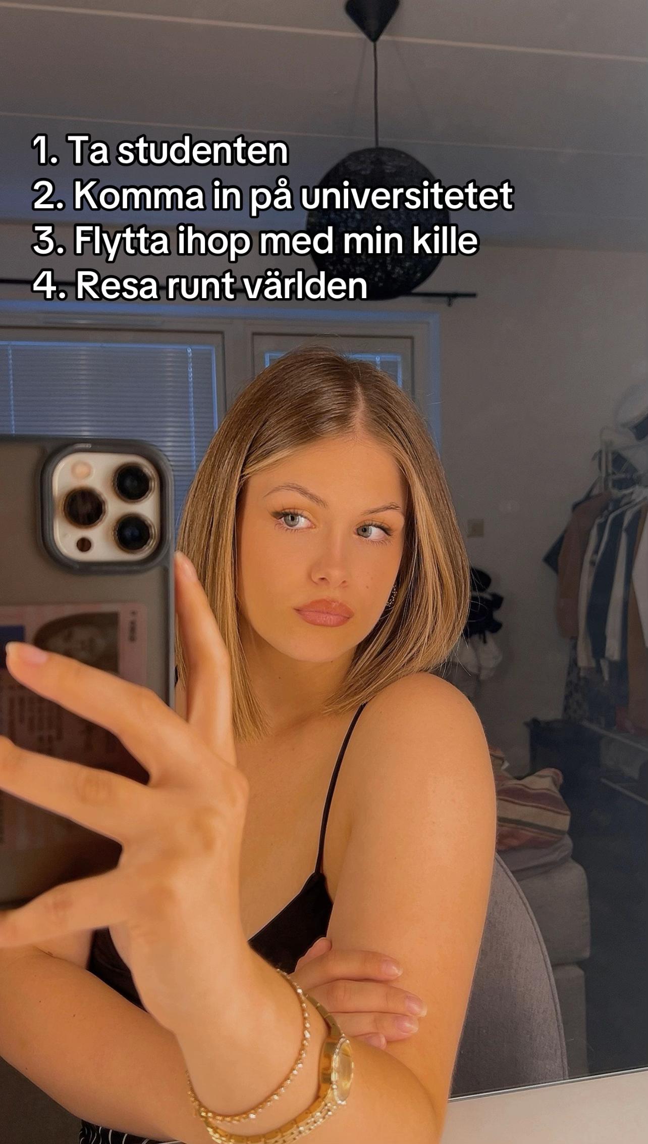 @Milena🦋