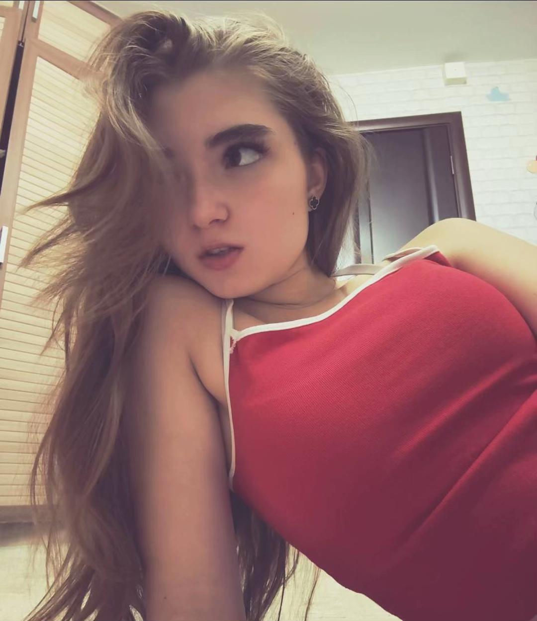 @𝐷.
