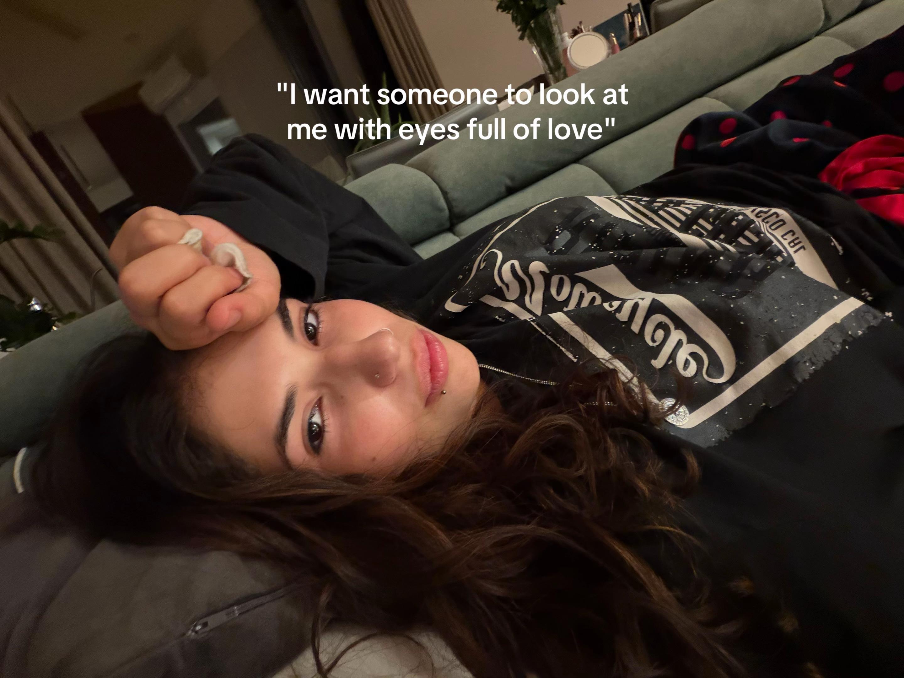@g