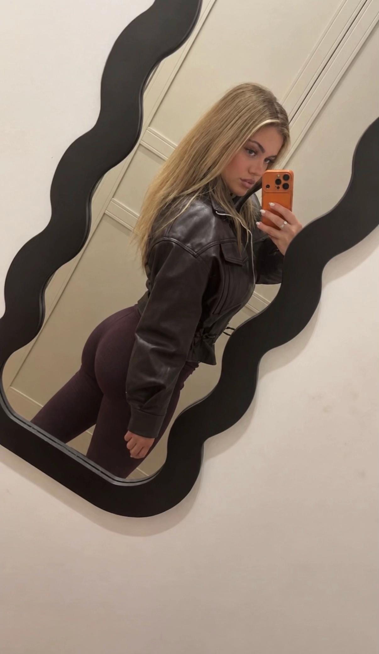 @Marina28