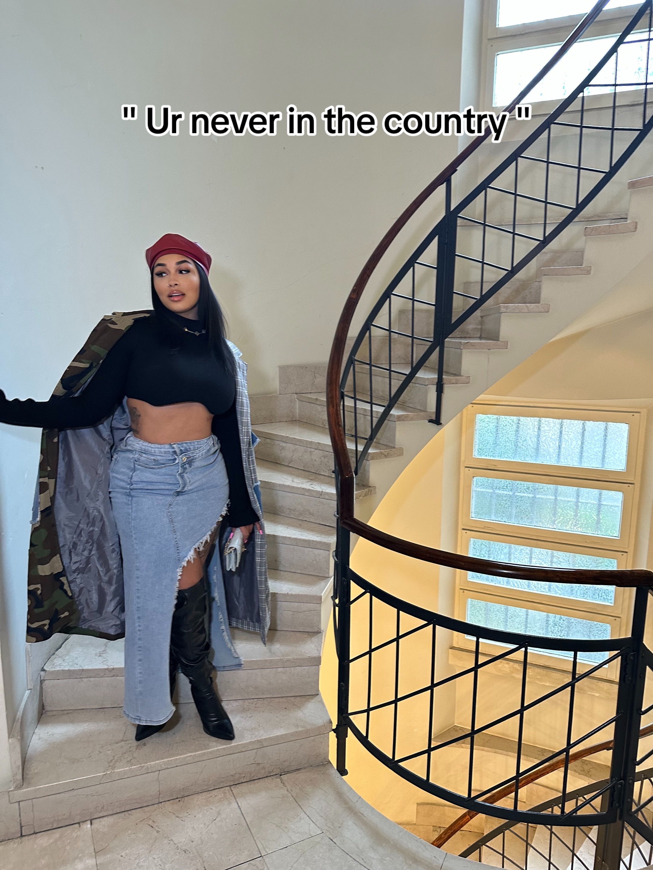 @Kaycurlzzz