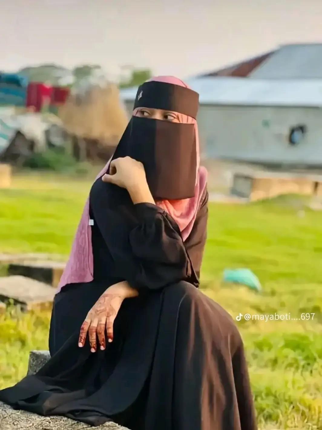 @সিনথিয়া রাহমান