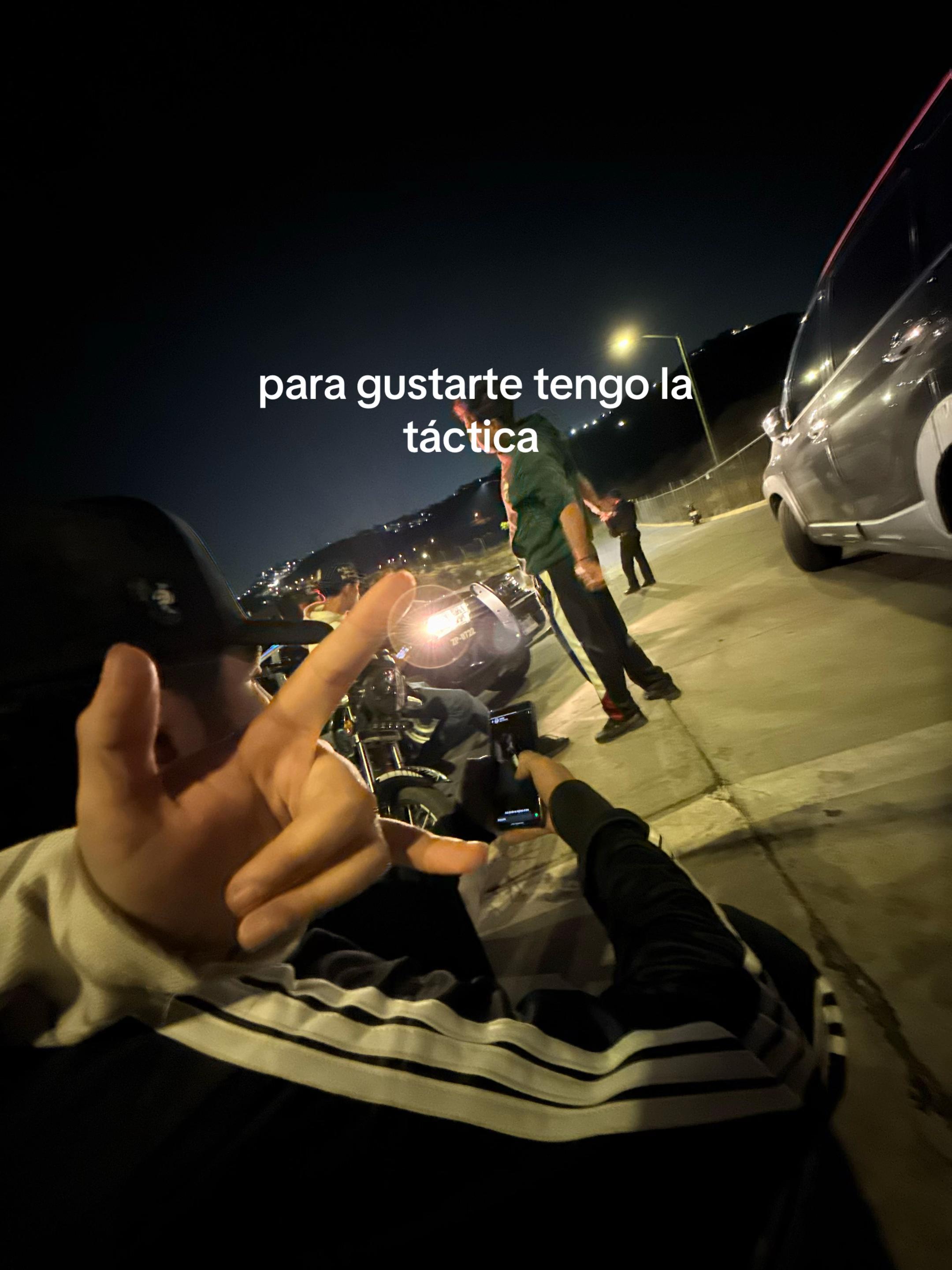 @ᶻ 𝘇 𐰁