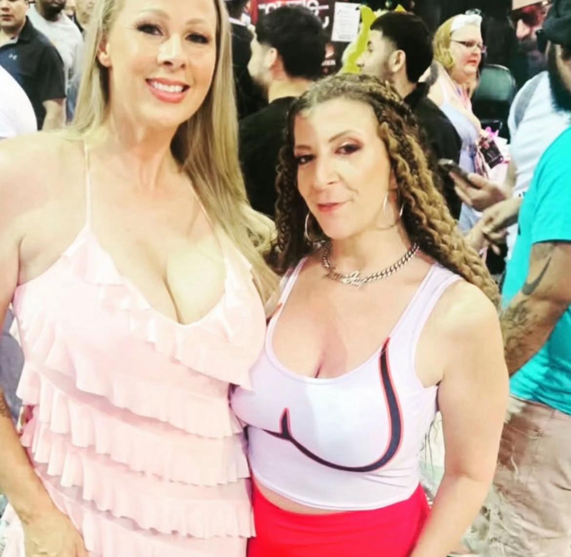 @Gianna Michaels