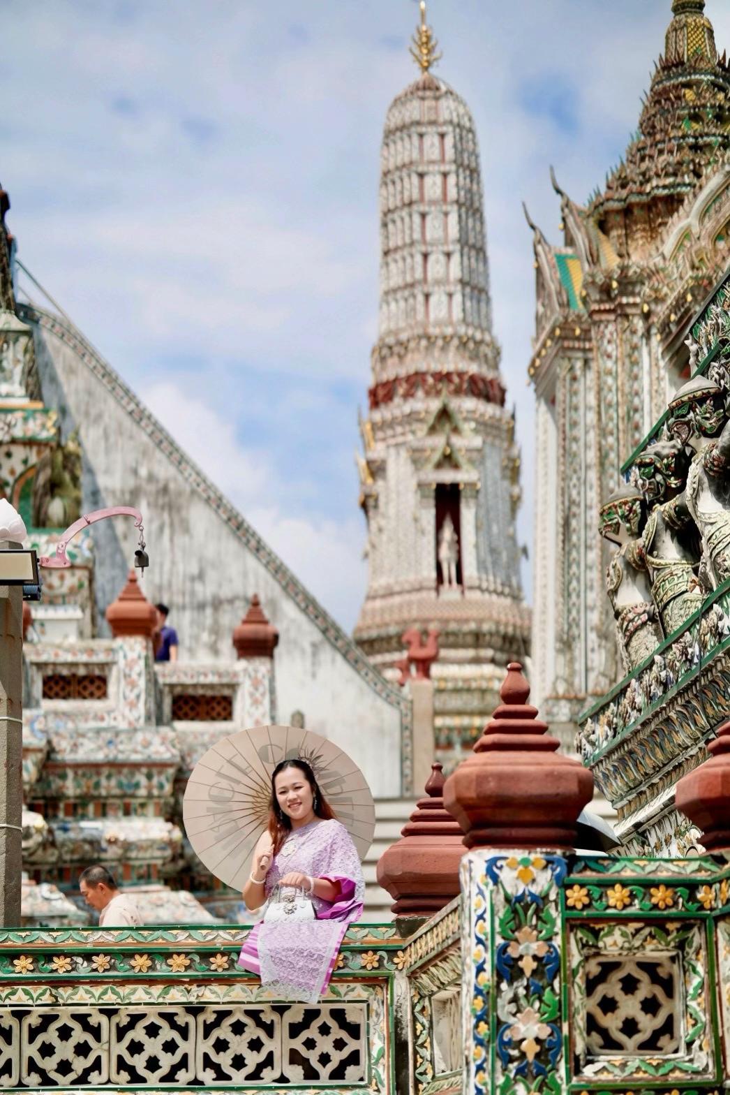 @ช่างภาพถ่ายรูปชุดไทยวัดอรุณ