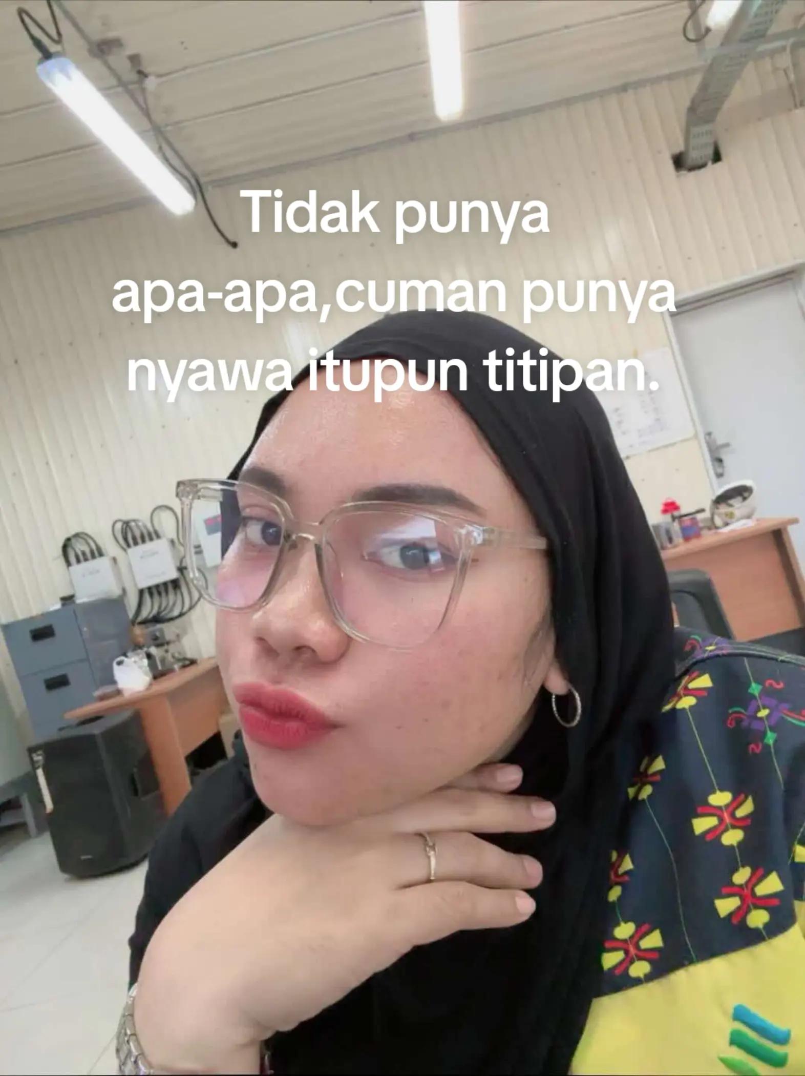 @HusniUnni🌸