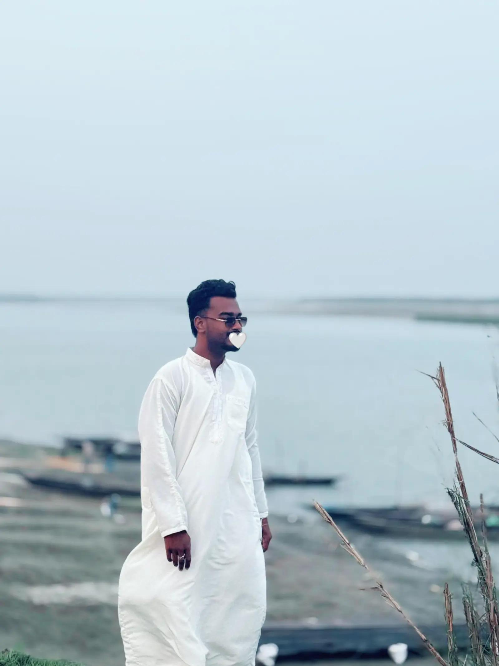 @⚜️Moushik❤️🔥
