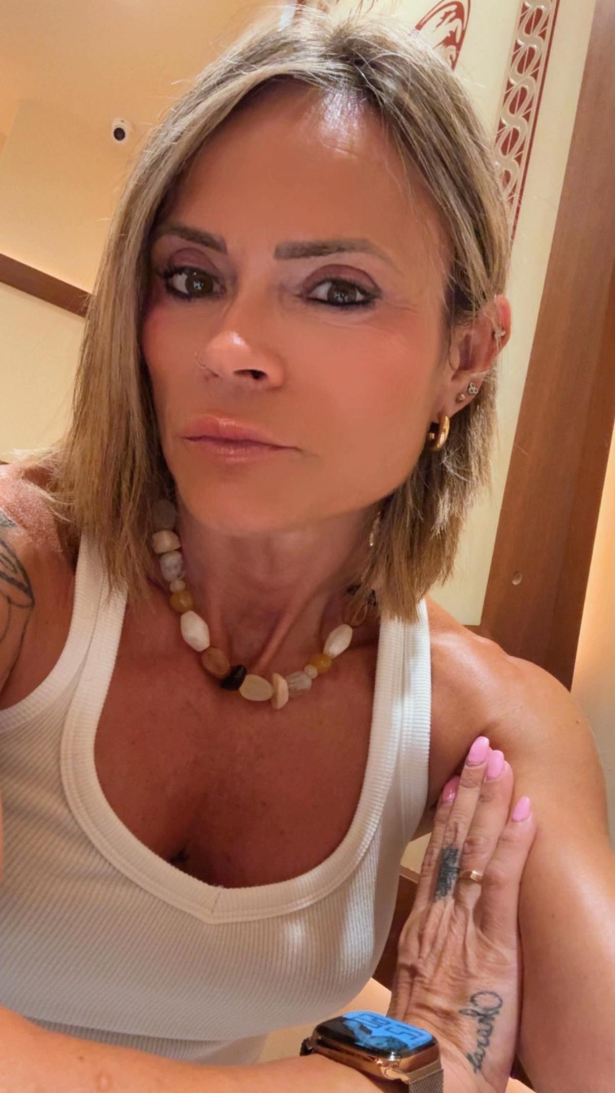 @Charologa