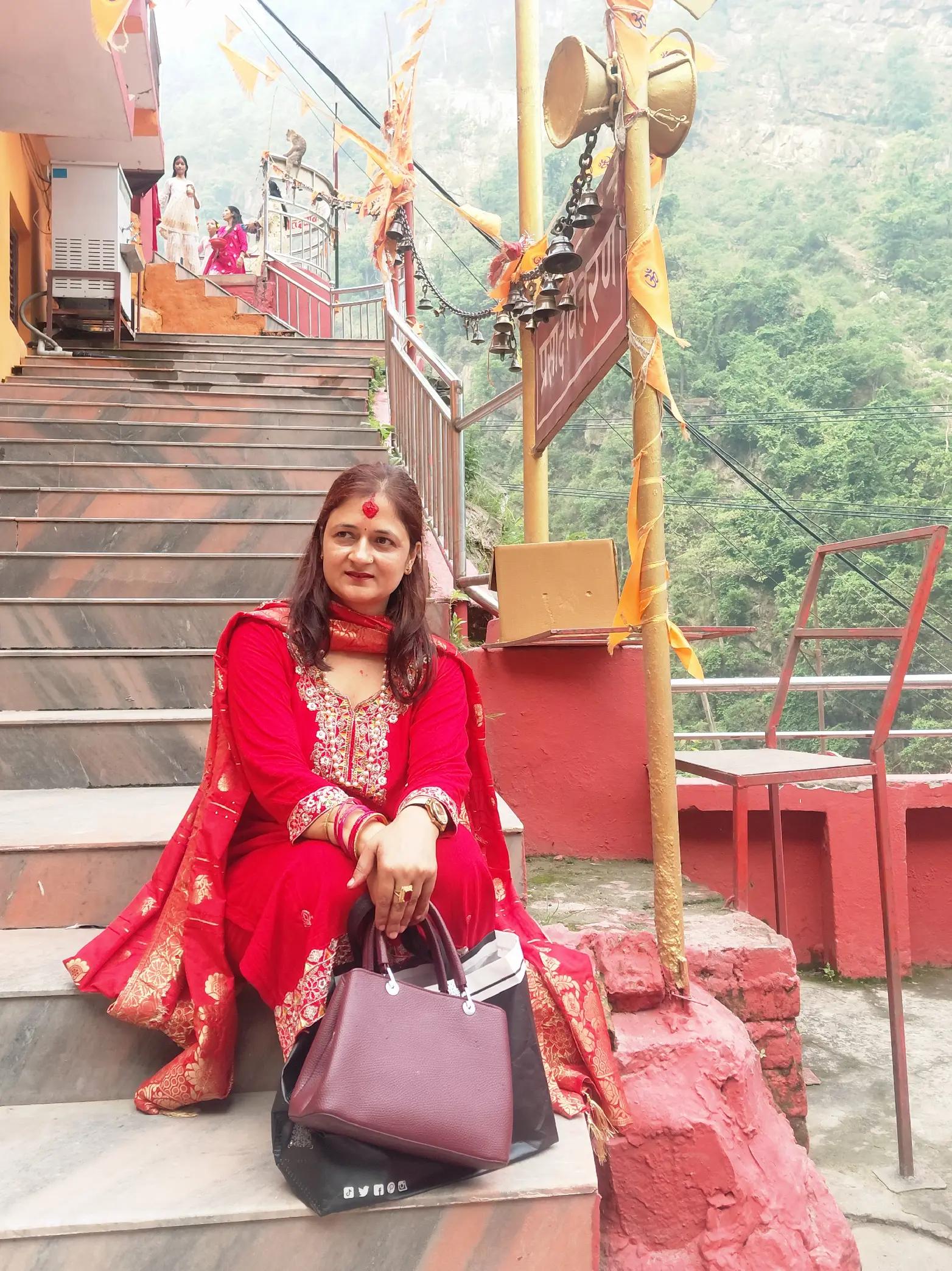 @Sarita Bhusal🧿