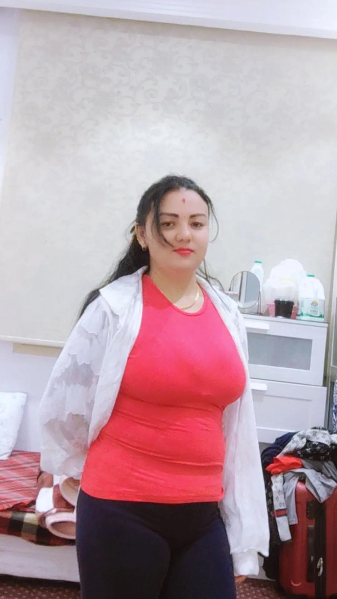 @jinny shahi thakrui👩&zwj;❤️&zwj;👨❤️