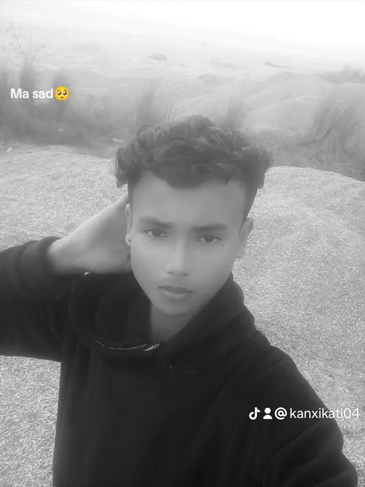 @A b h A Y A Tharu