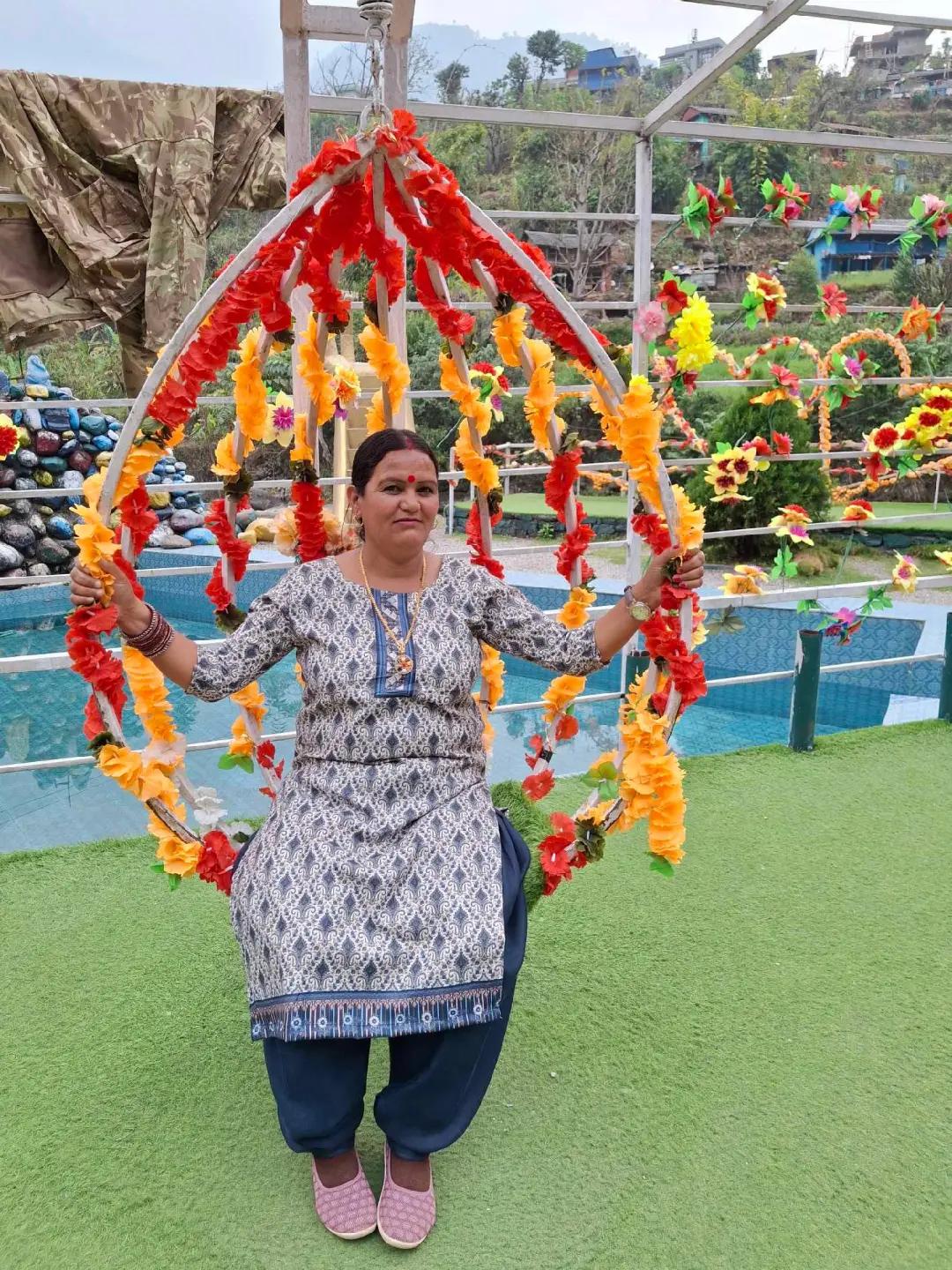 @Meena Khatri800