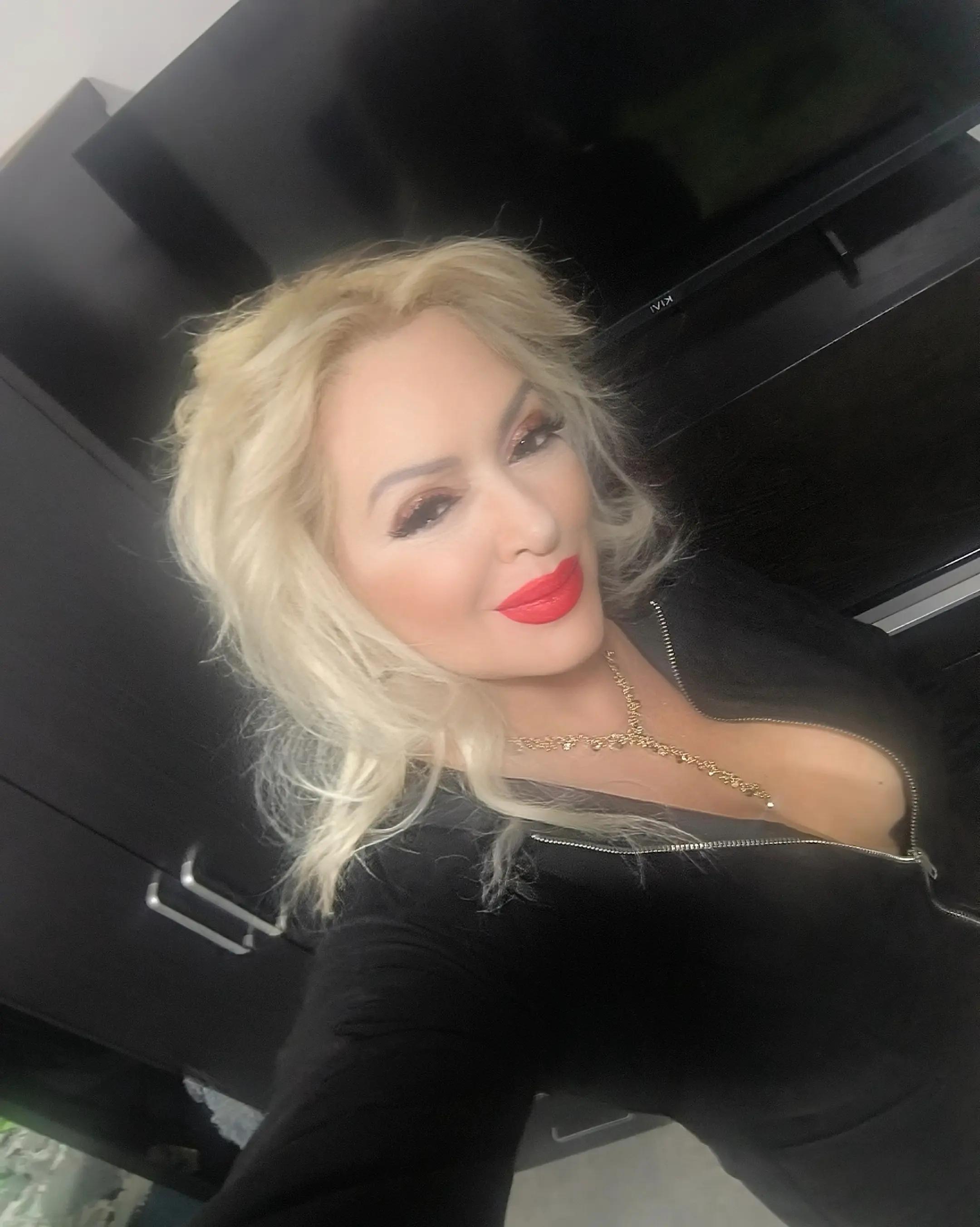 @Annita Terzi728