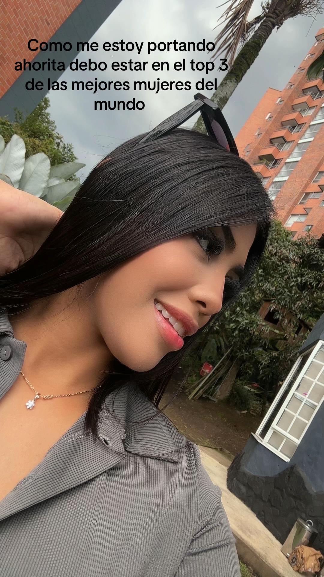 @Lore30