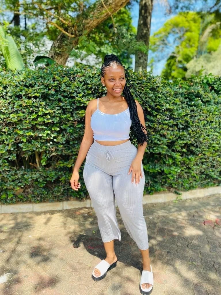 @AfricanBeauty