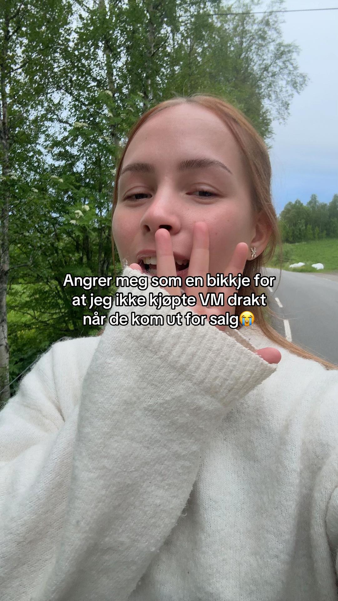 @CAMILLA RØSTE⚡️