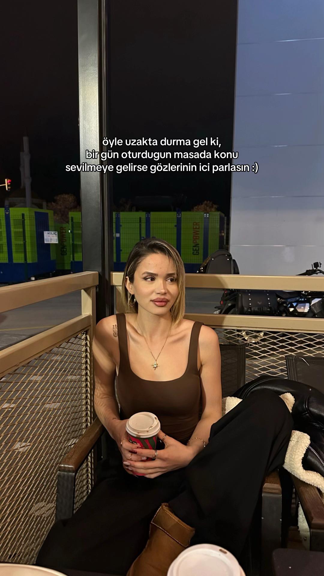 @sude