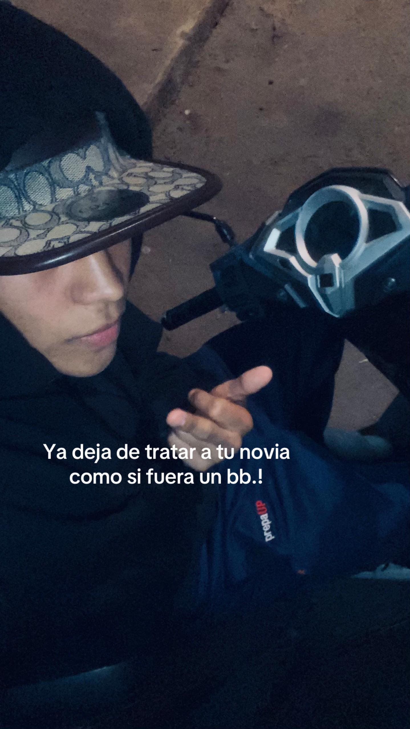 @️
