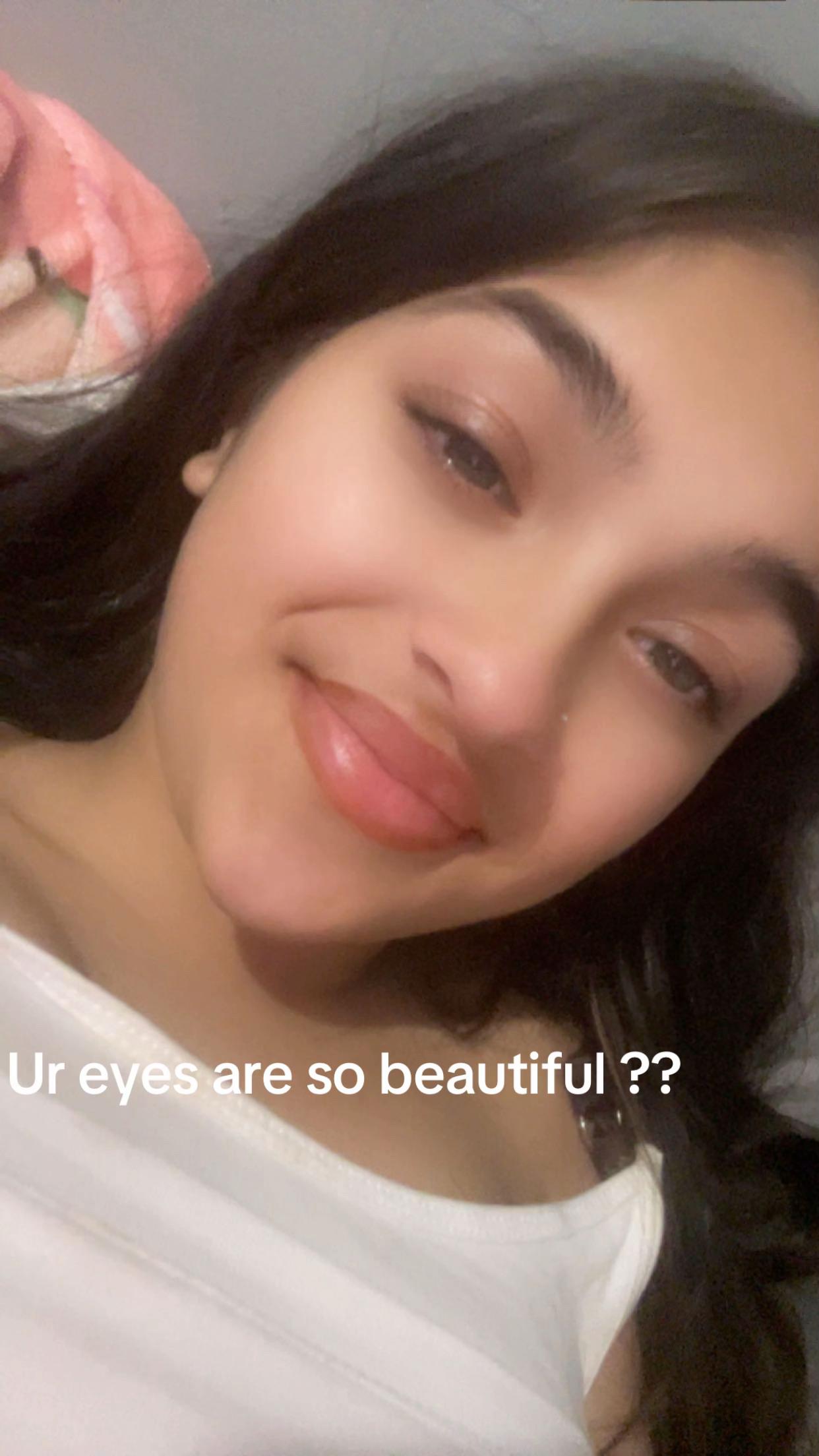 @Vaneska🤍