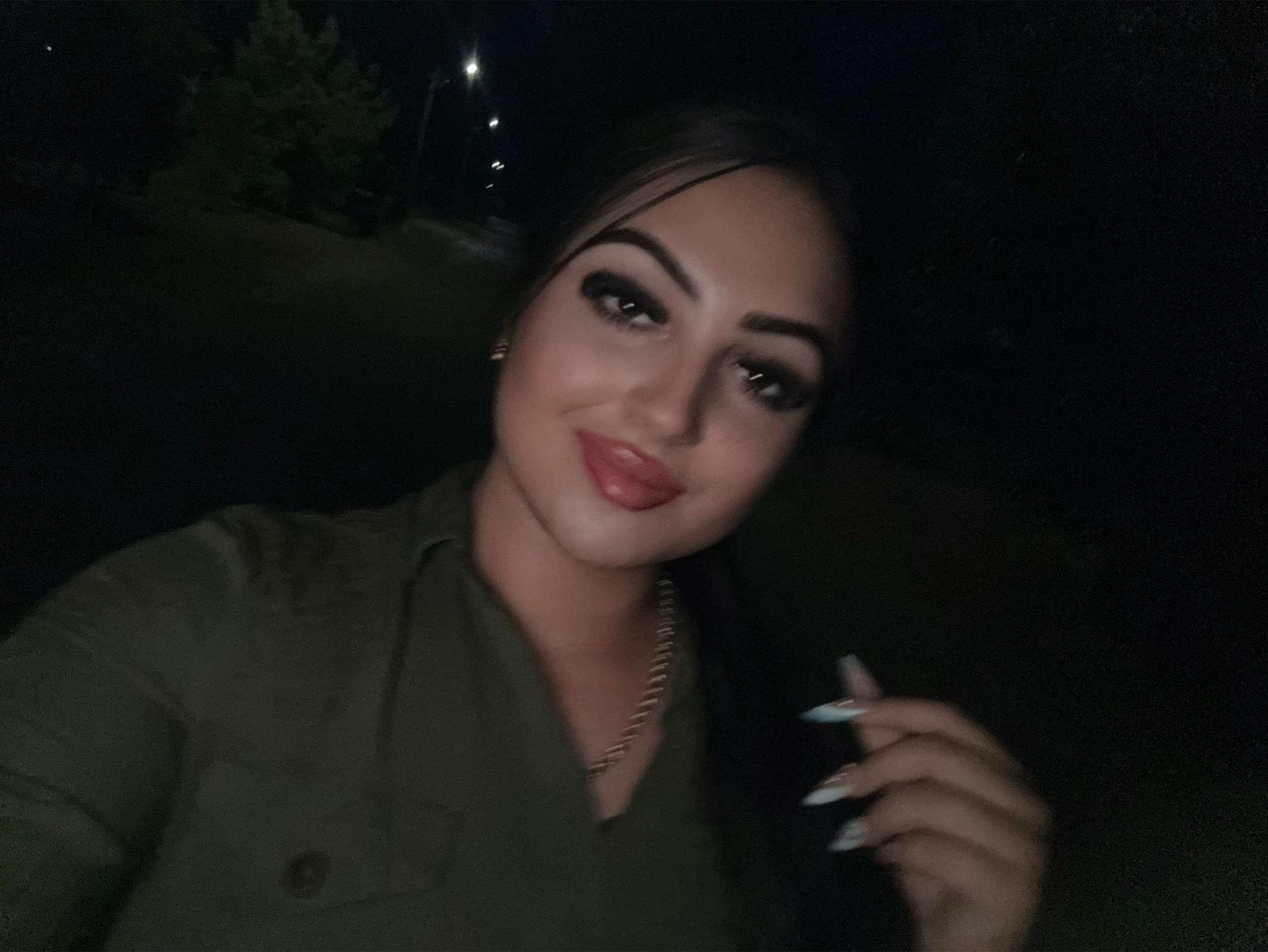 @Vivike007💋