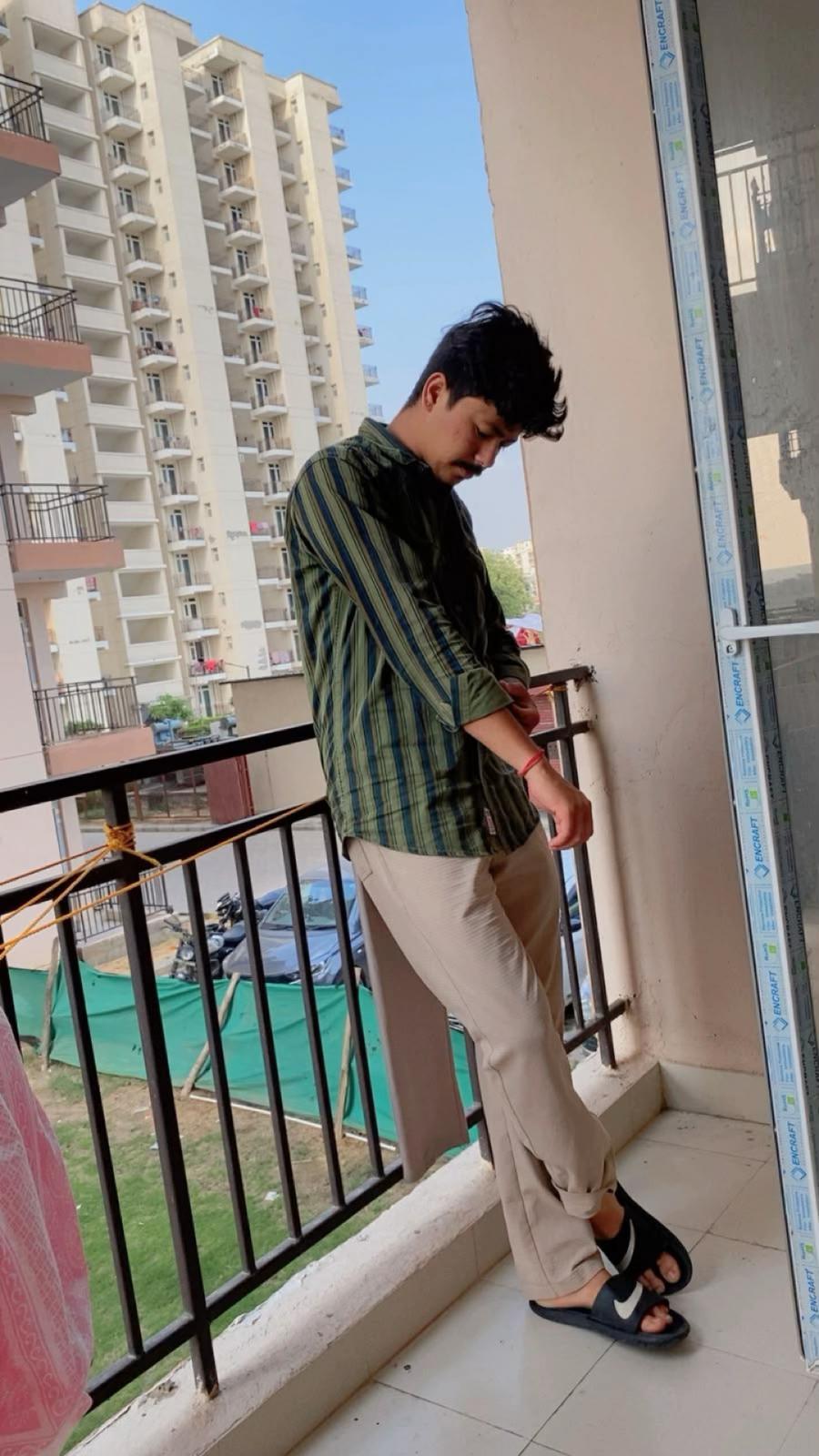 @👑NeErAj👑