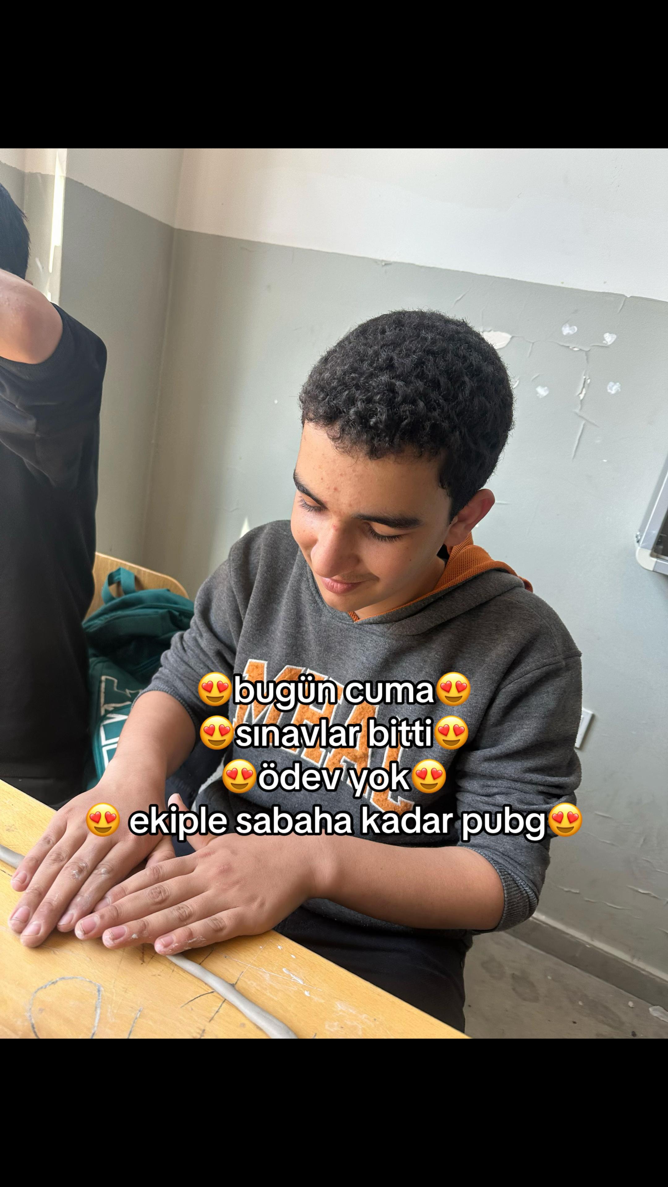 @9/D