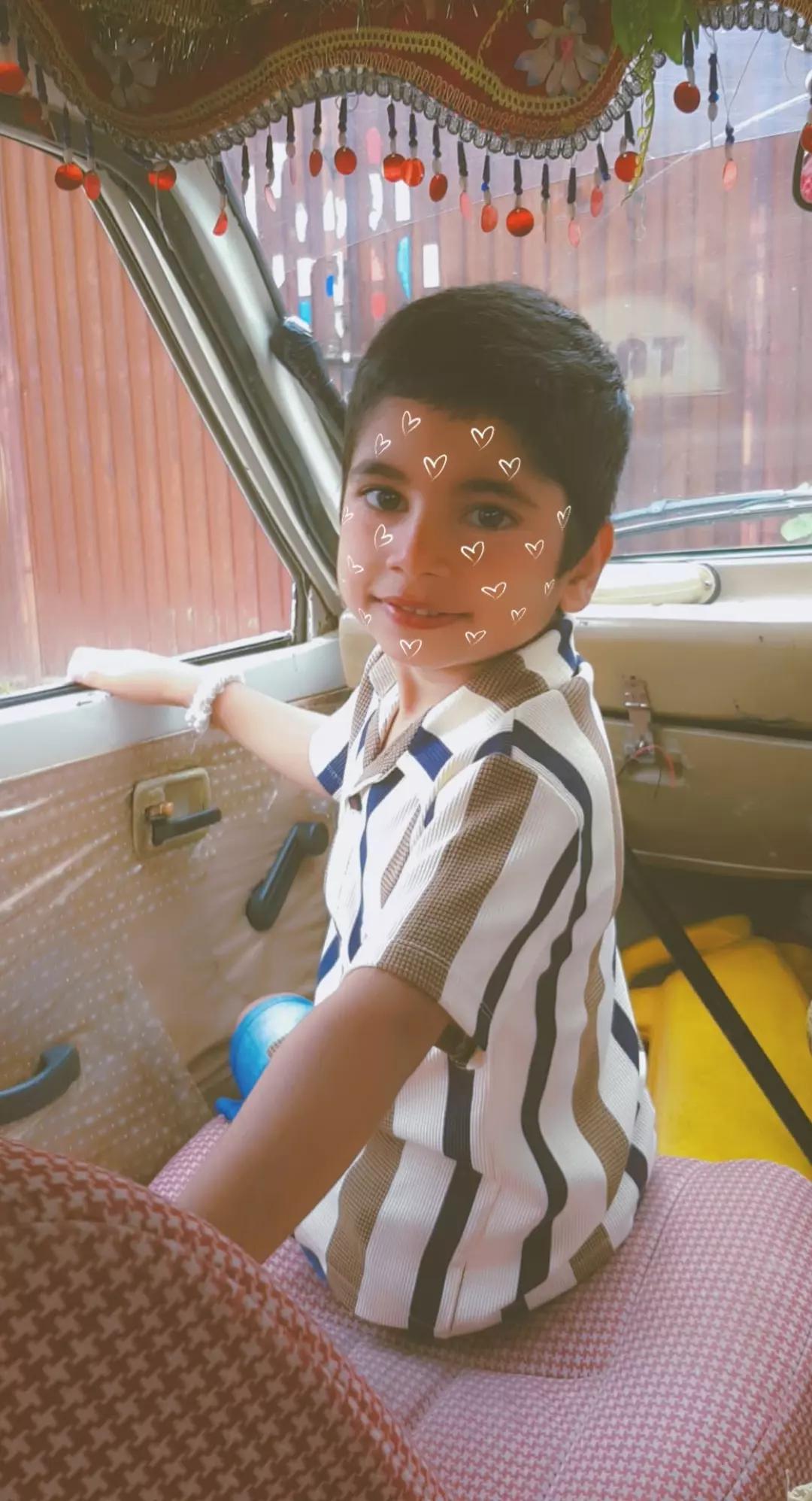 @Iqra🥰