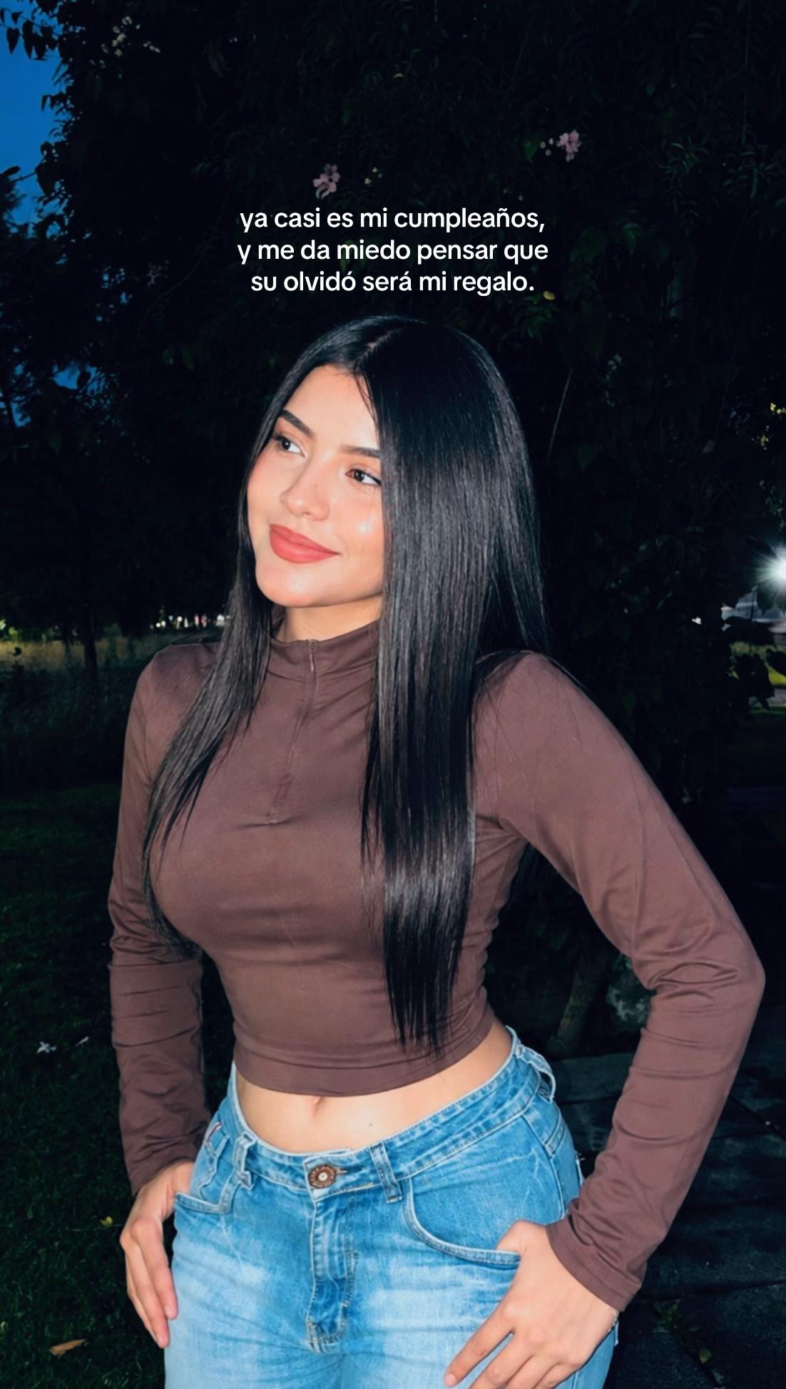 @𝑀𝒶𝓇𝓉𝒾𝓃𝑒𝓏.