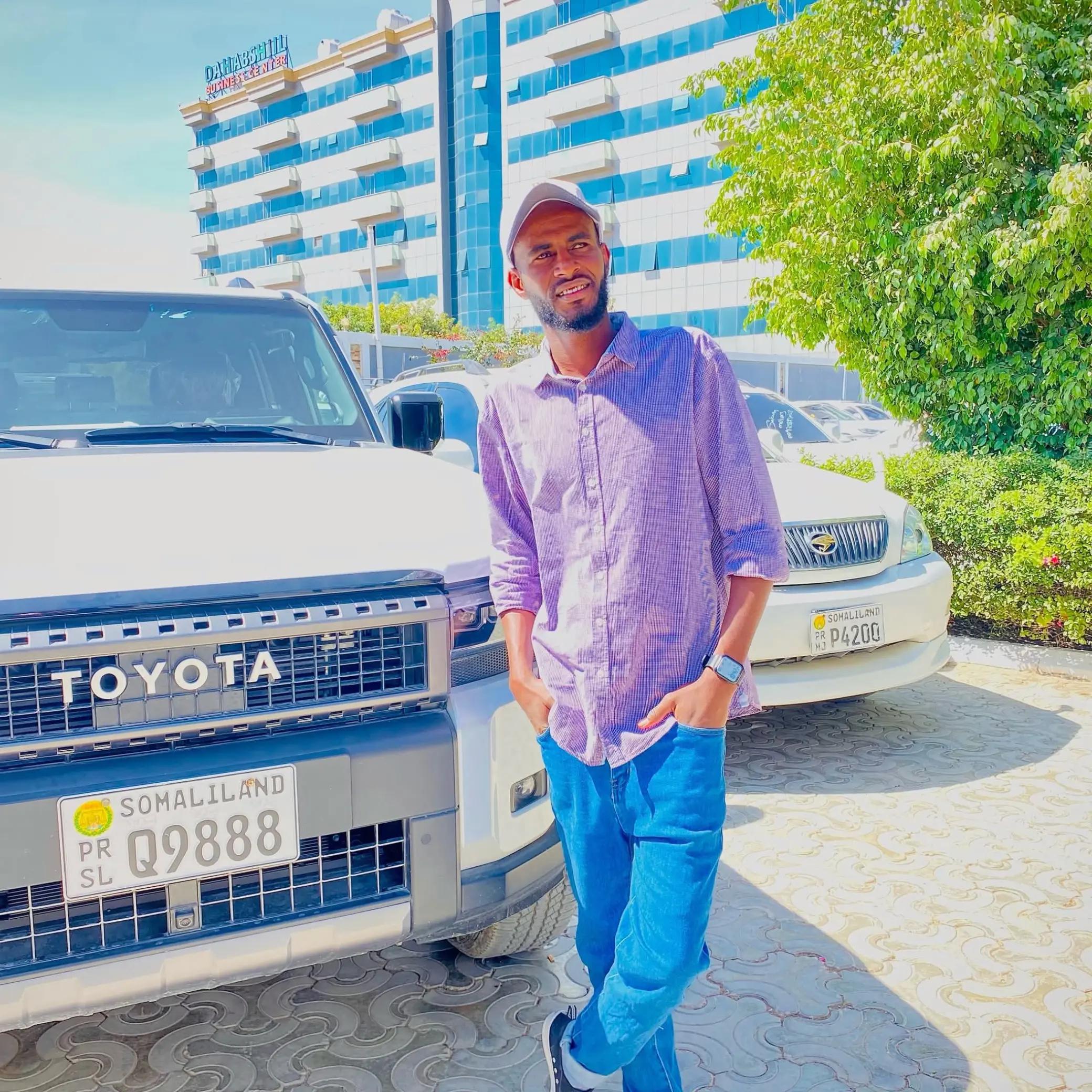@Abdi rahman Bawis ๐ค๐๐ ๏ธ๐ง
