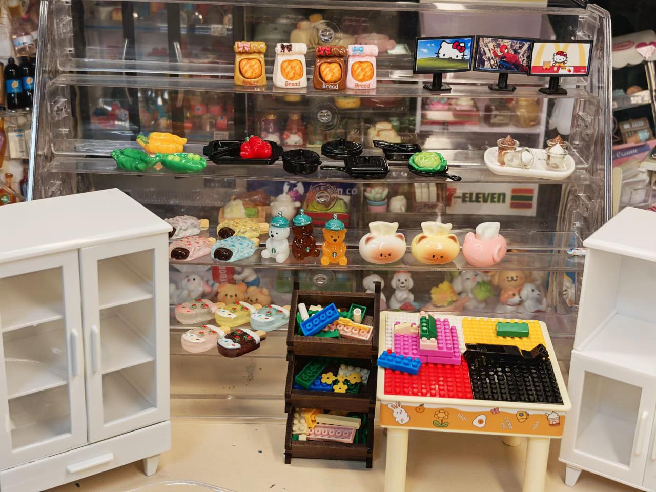 @Hey Toy World