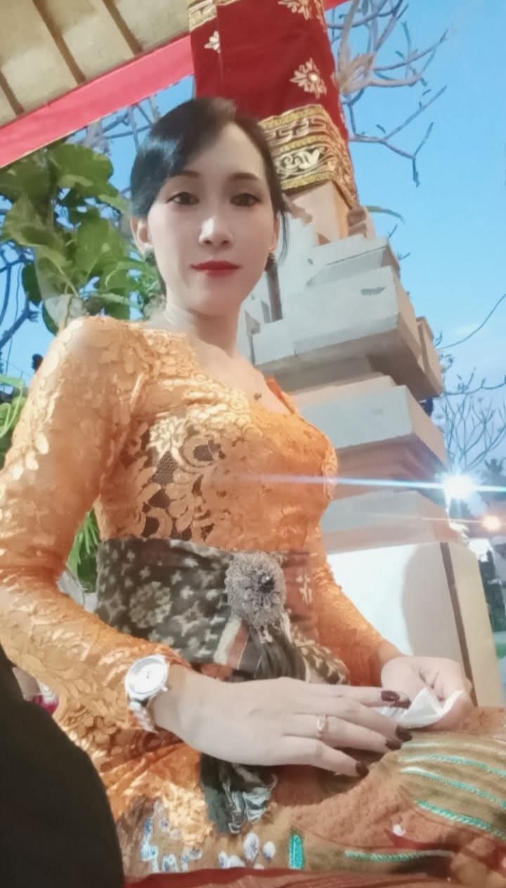@Ayukbudiani