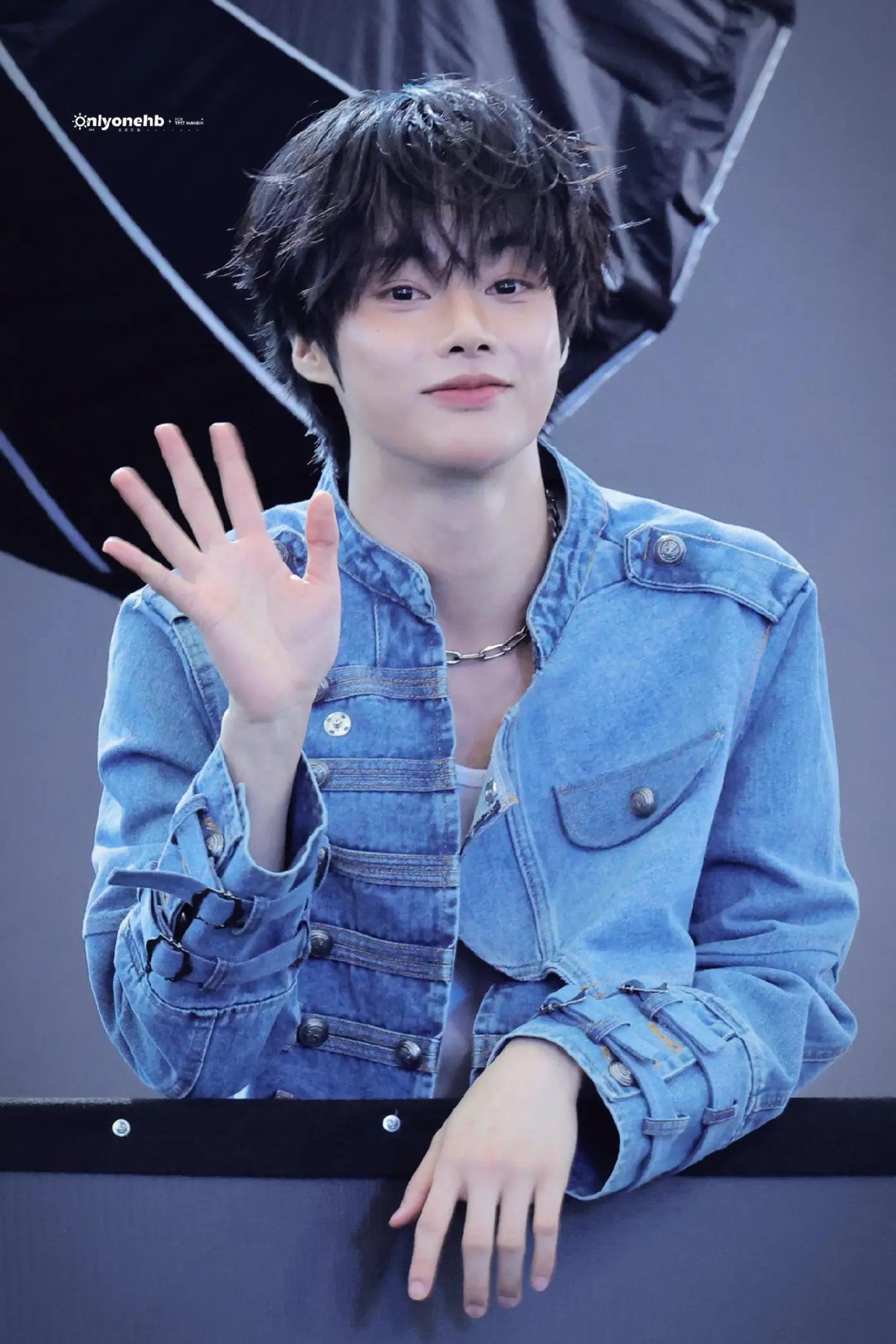 @𝐄𝐮𝐧𝐁𝐢𝐧𝐢𝐞 ♫