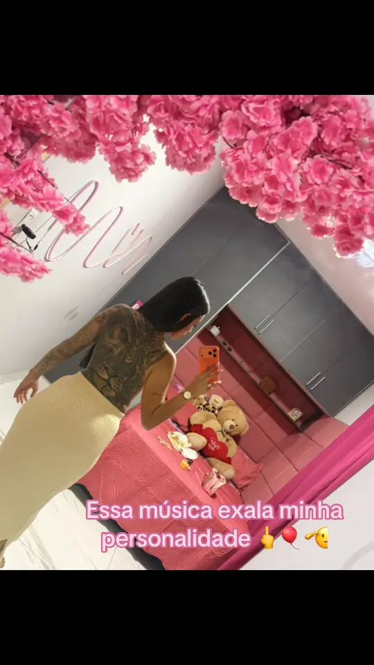 @j__ariaane