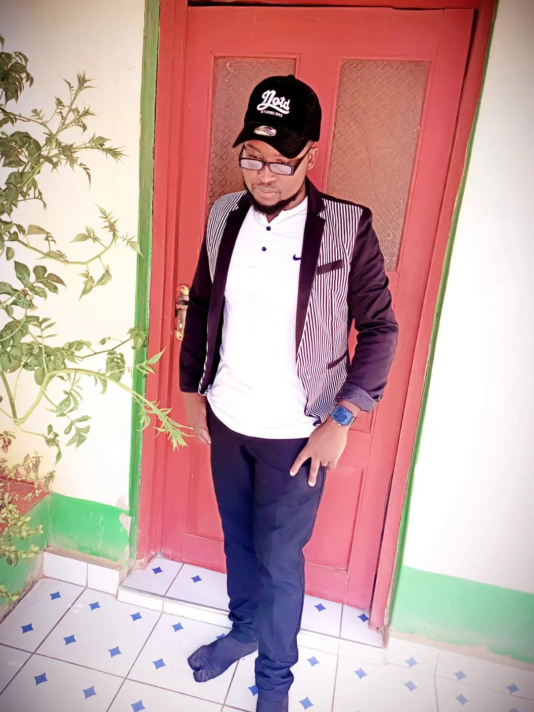 @Cosmas Degree Mwale