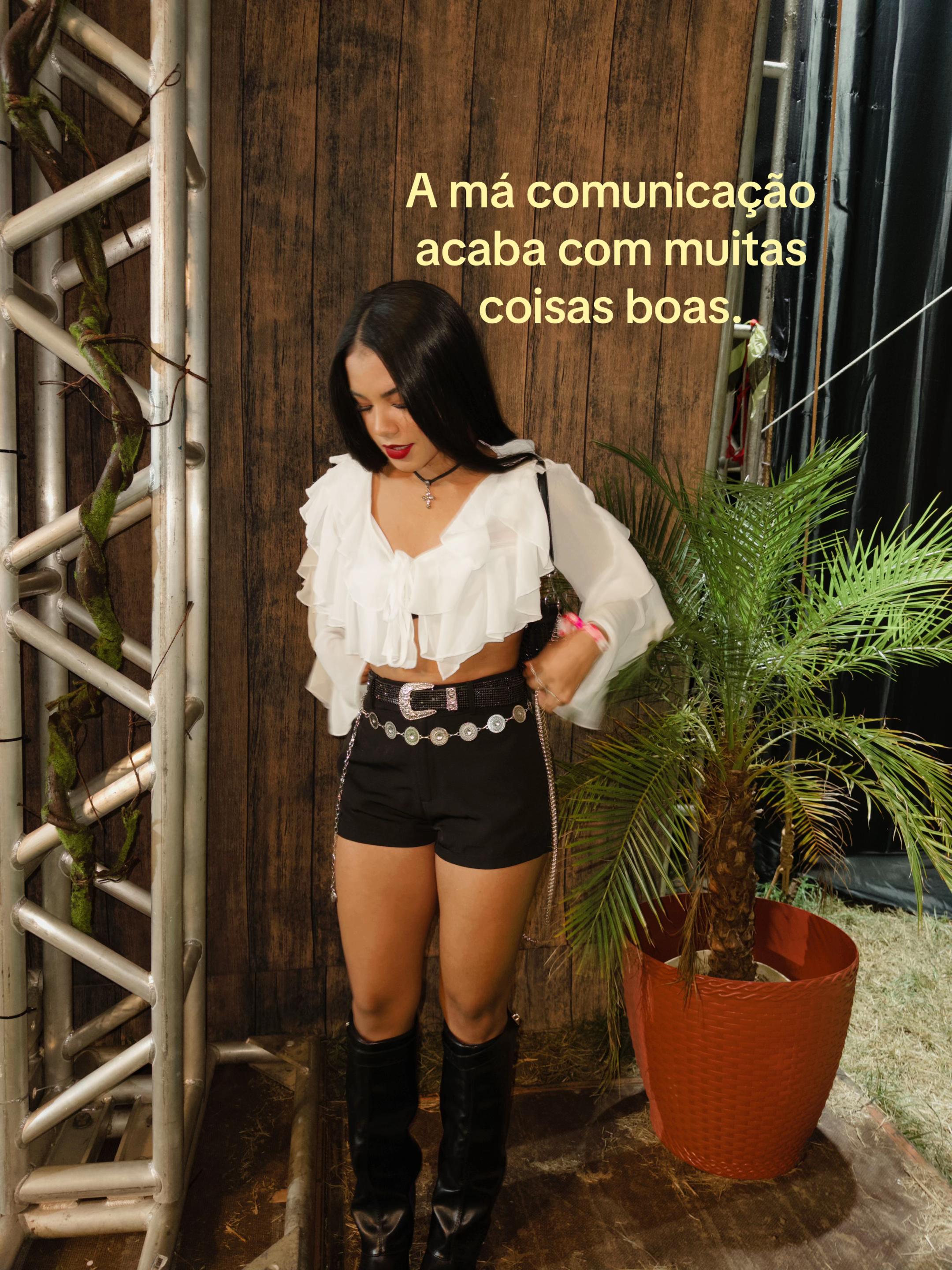 @ana beatriz