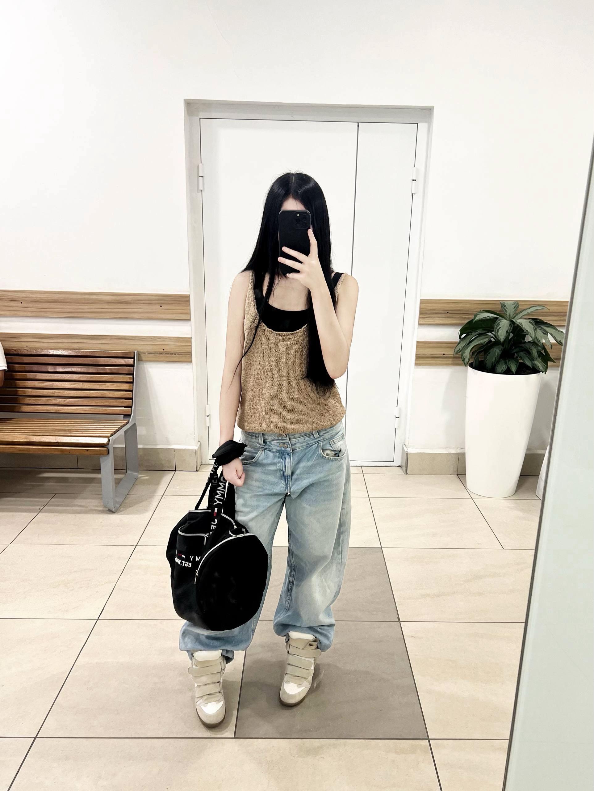 @la