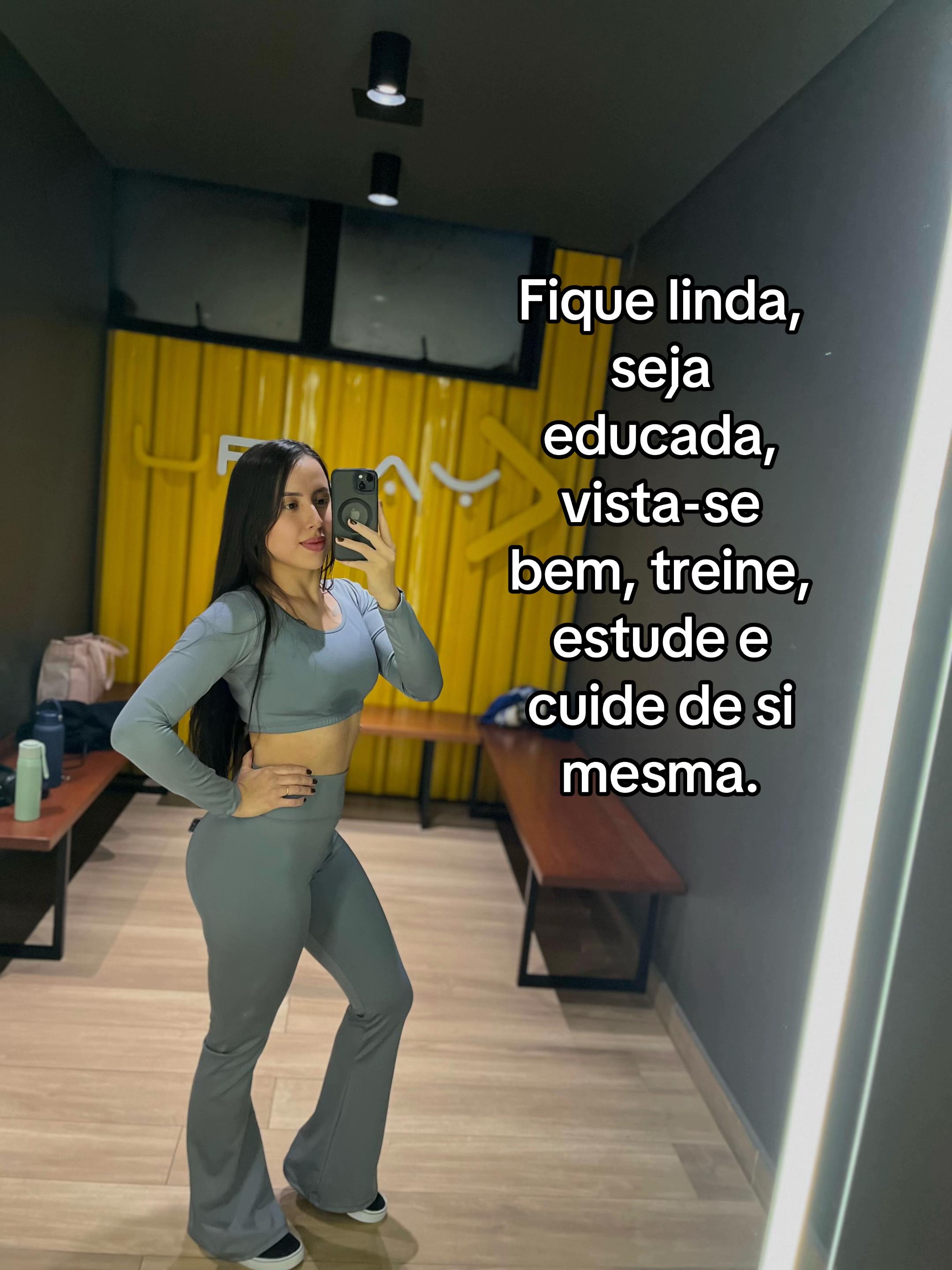 @_..s00_