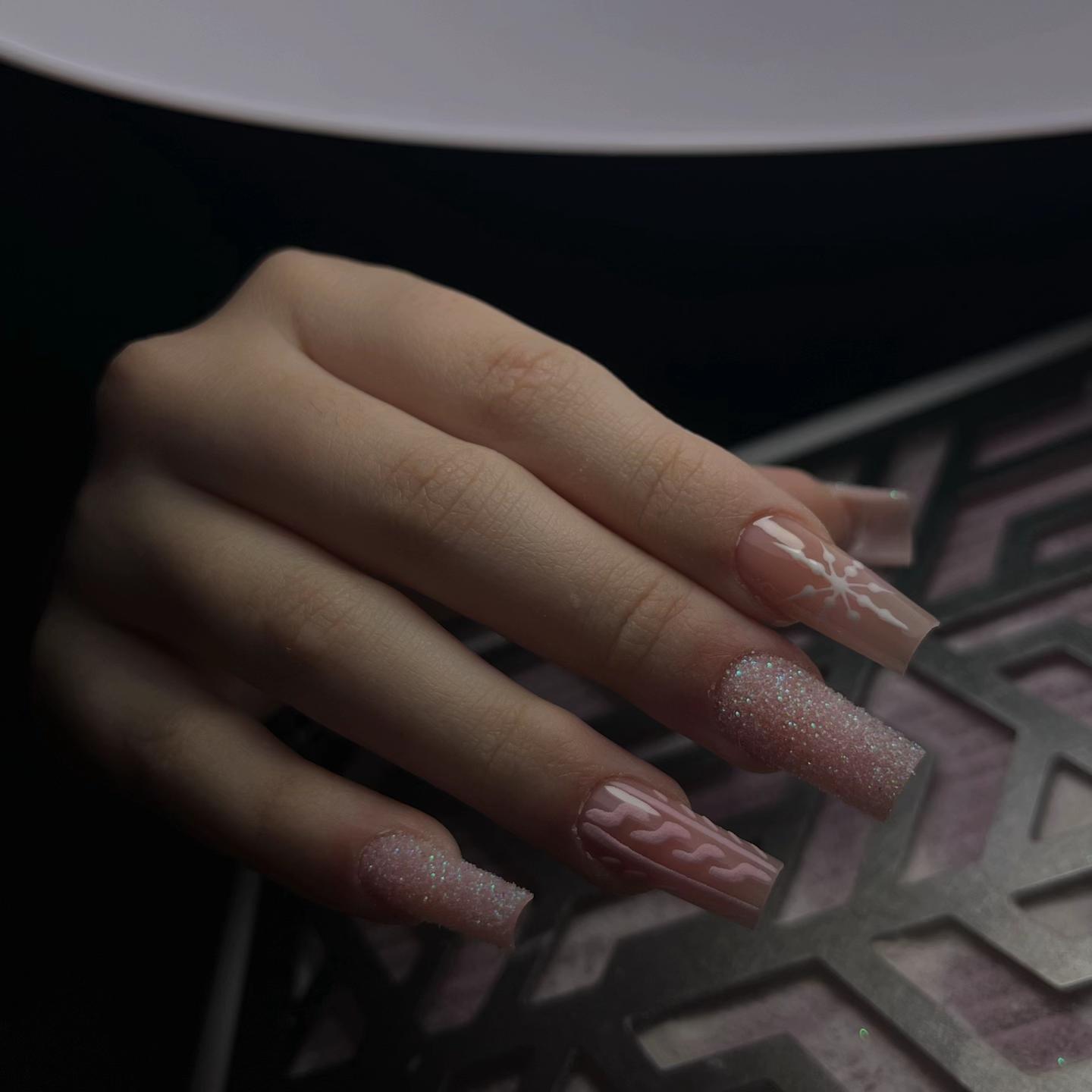 @The nails of Sha