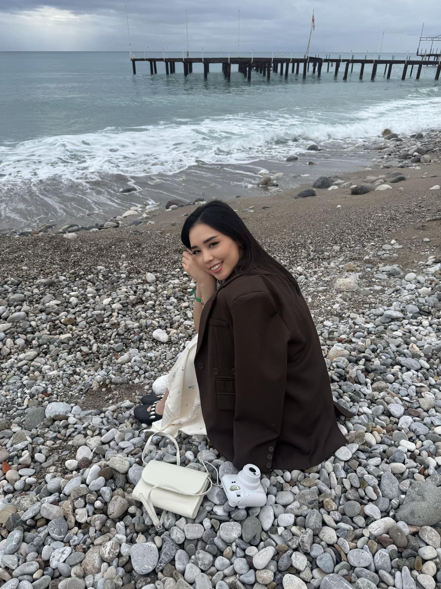 @ainazka