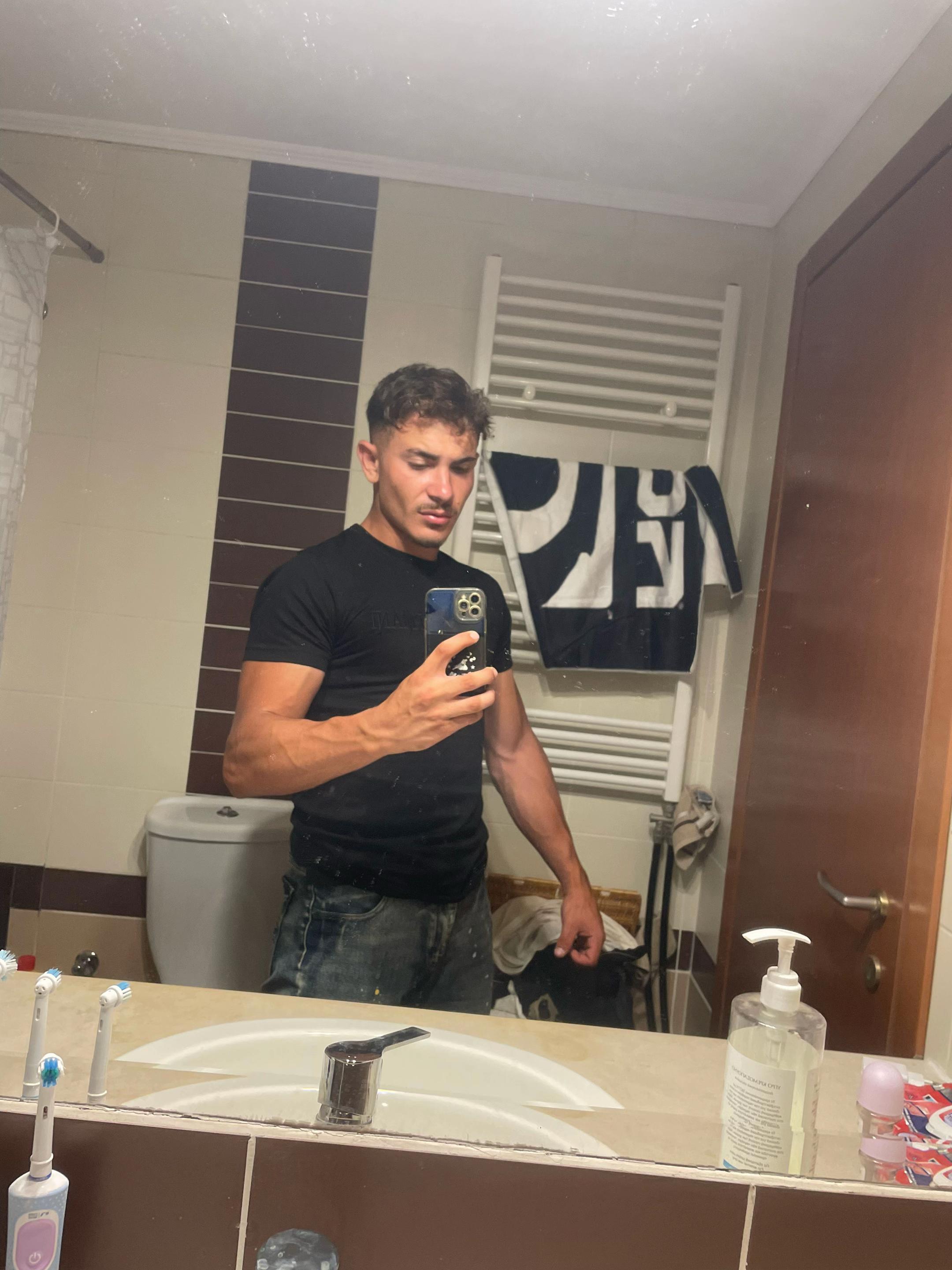 @Ntouris