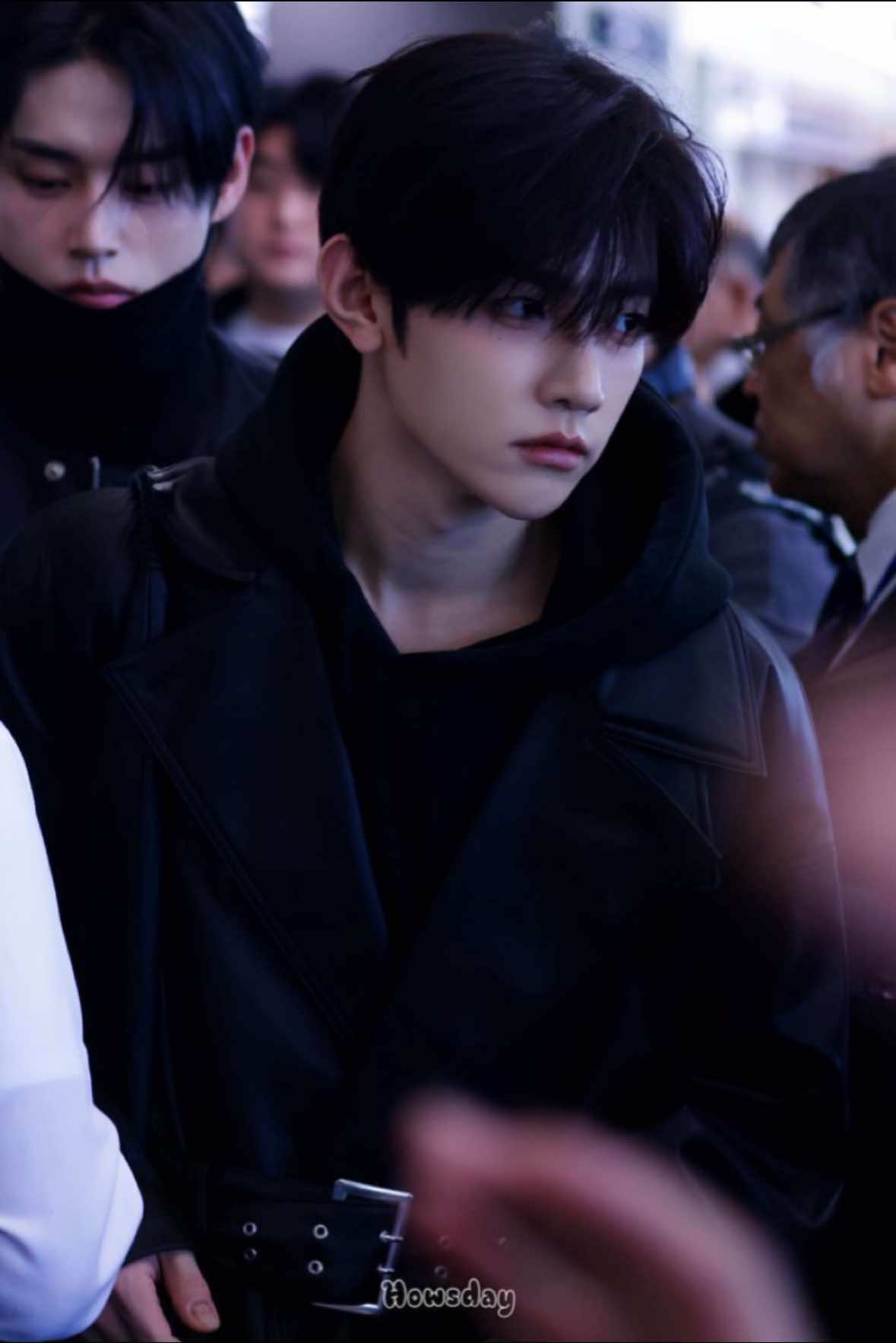 @โจ