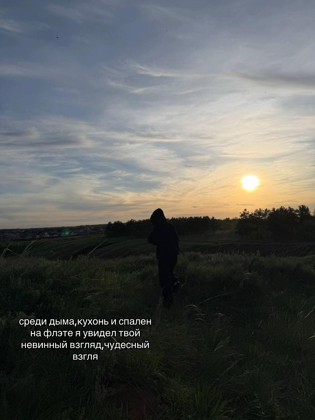 @я бы улыбнулась но нету повода
