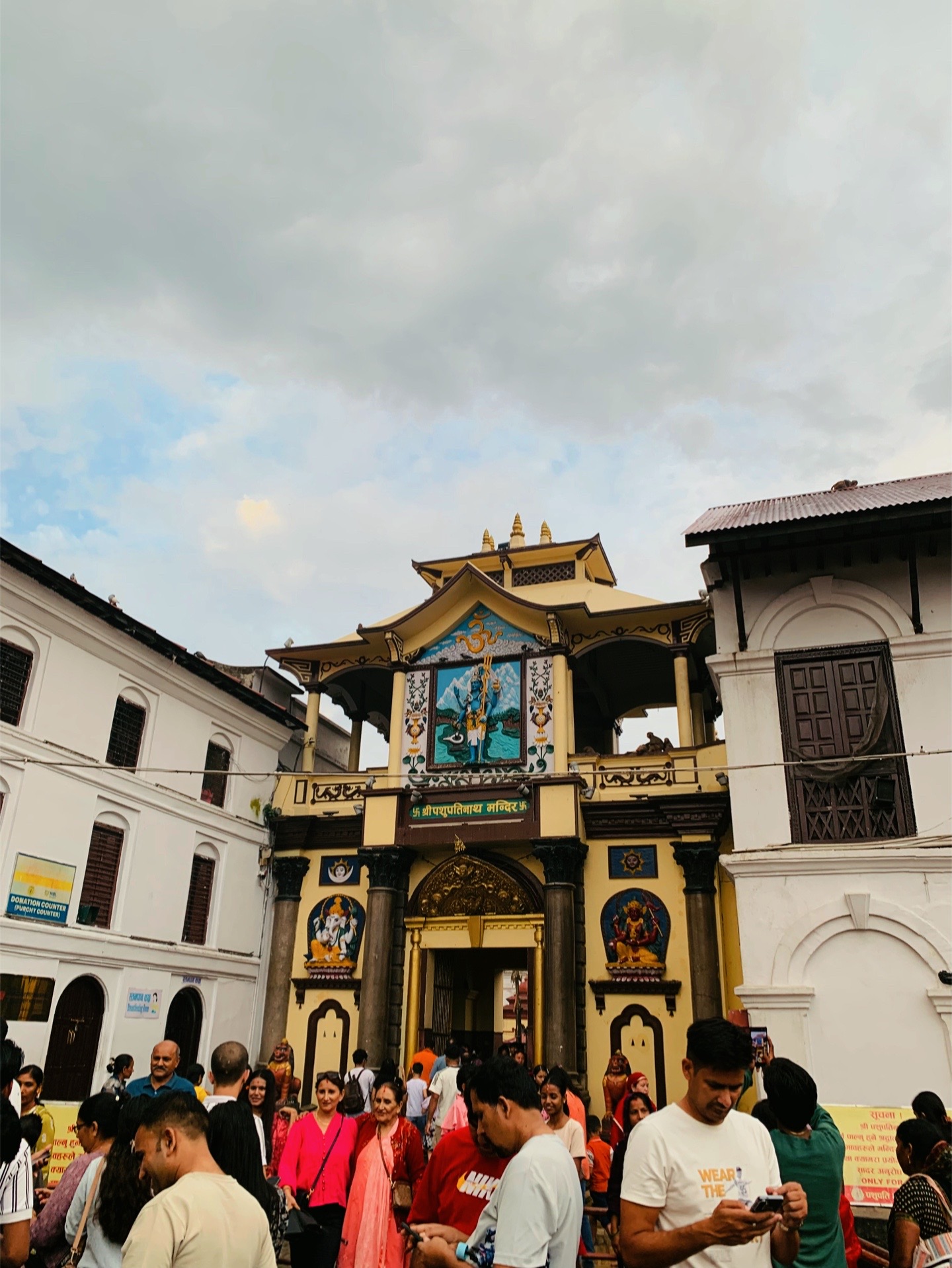 @नवRaaj🐾